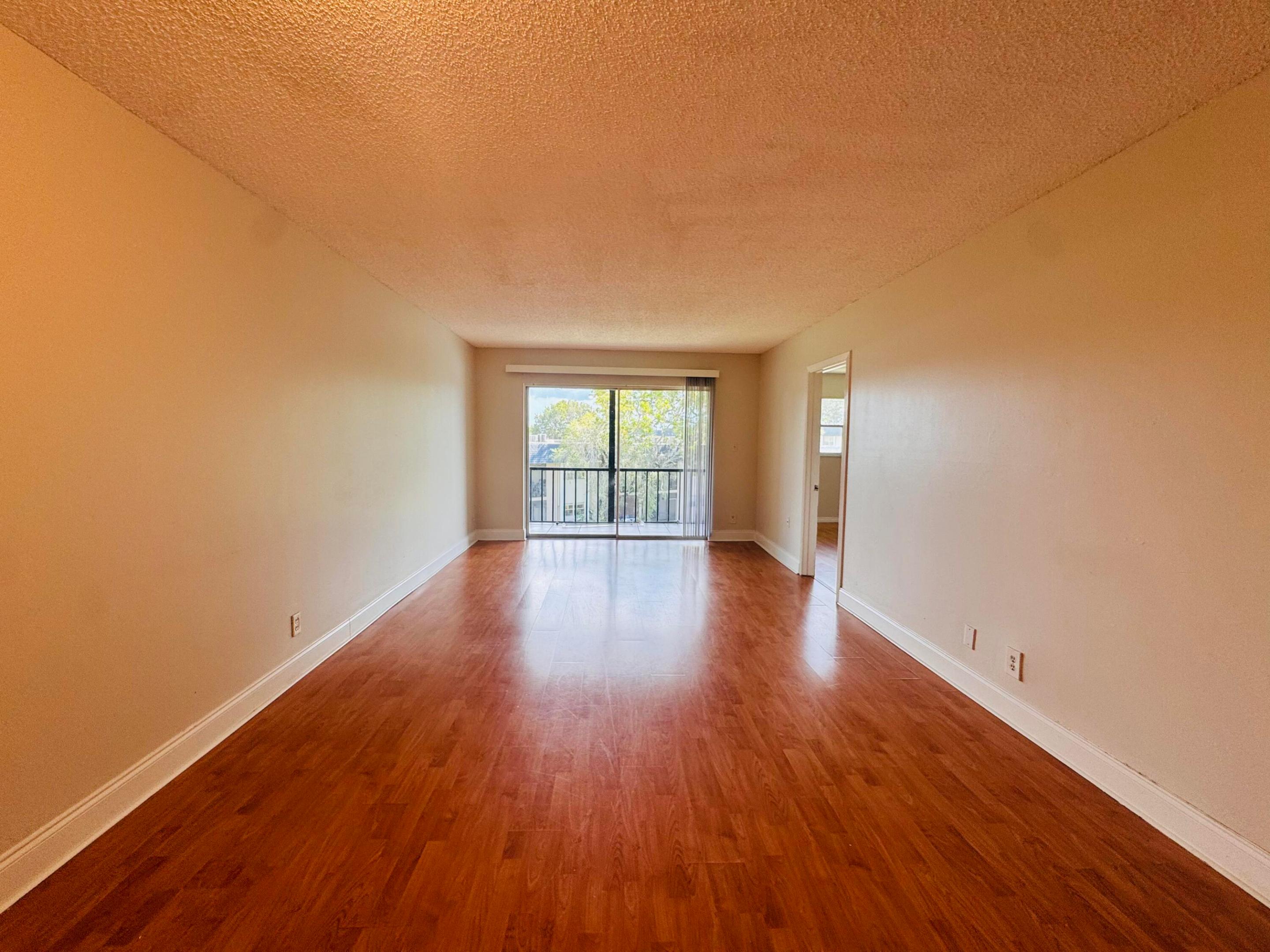 8020 N Colony Circle N 302 Property Photo 24