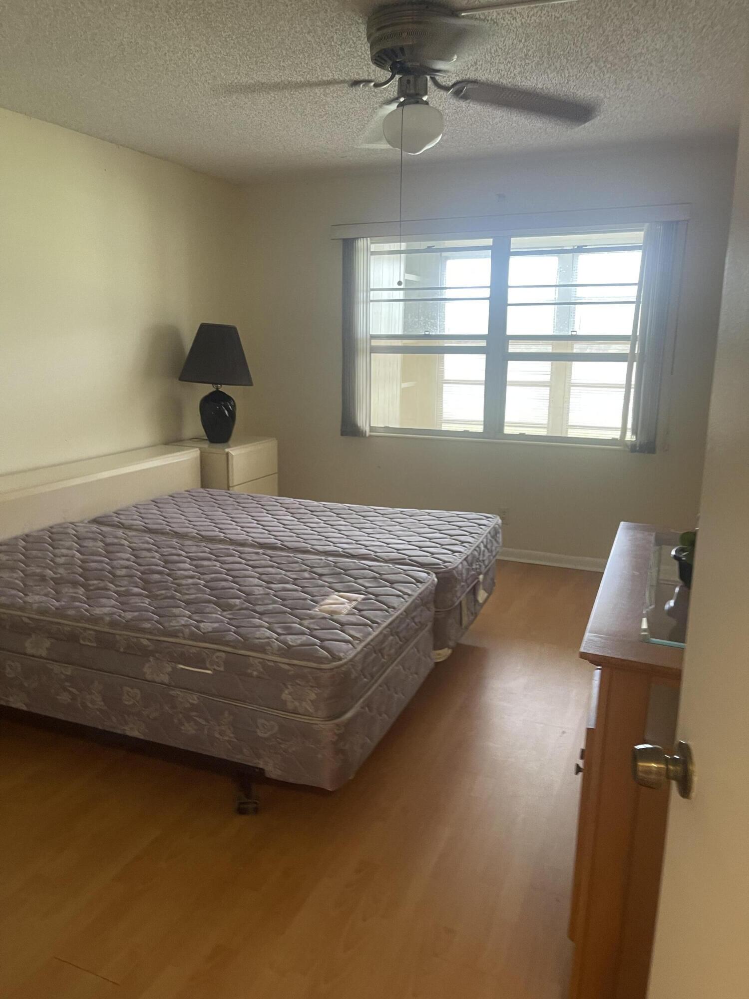 1052 Ainslie D Drive Property Photo 2