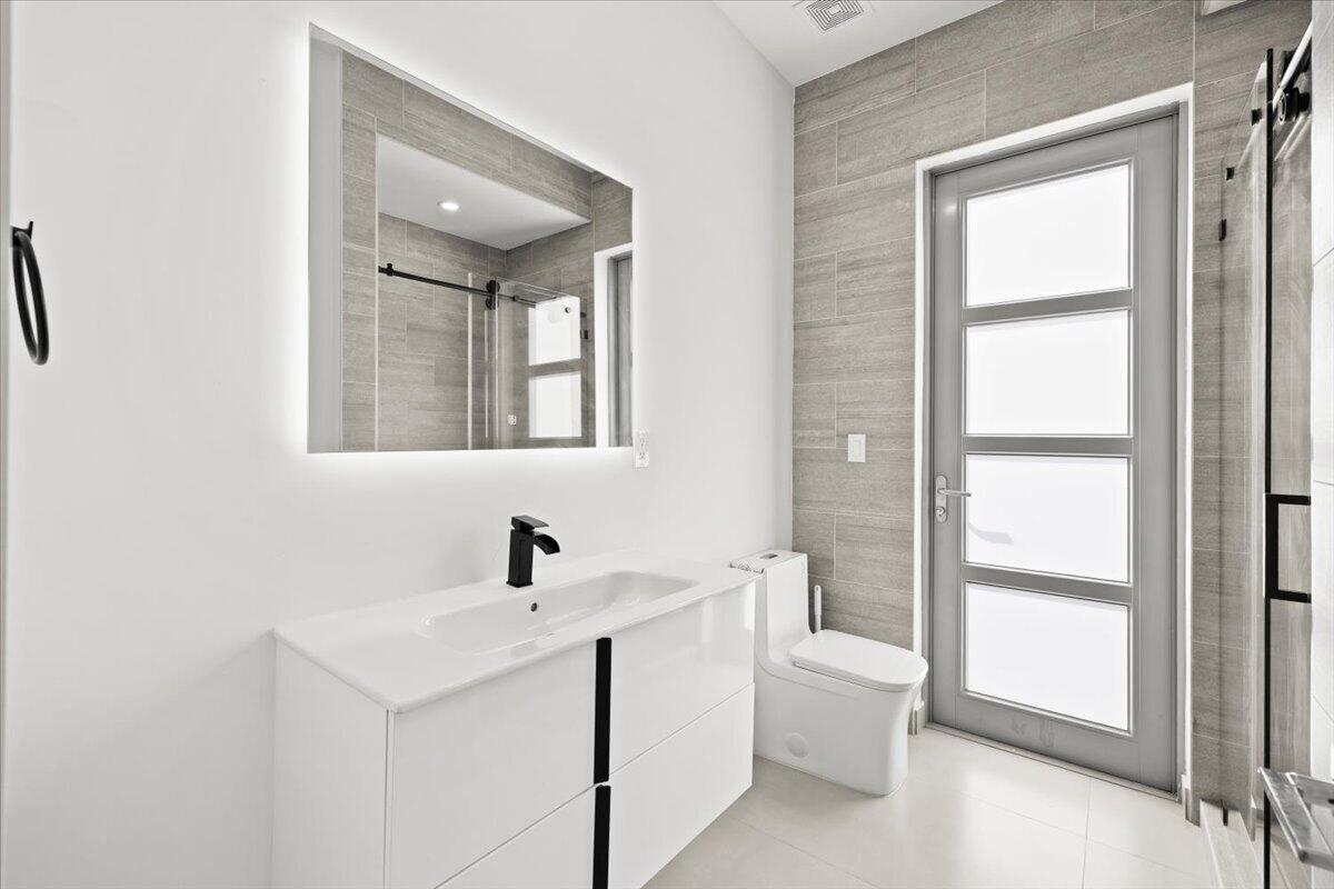 828 Sw 30th Street Property Photo 35