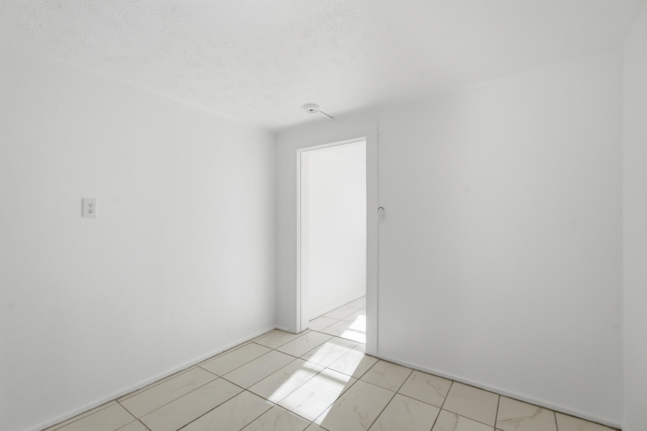 640 Sw Bryant Avenue Unit 2 Property Photo 6
