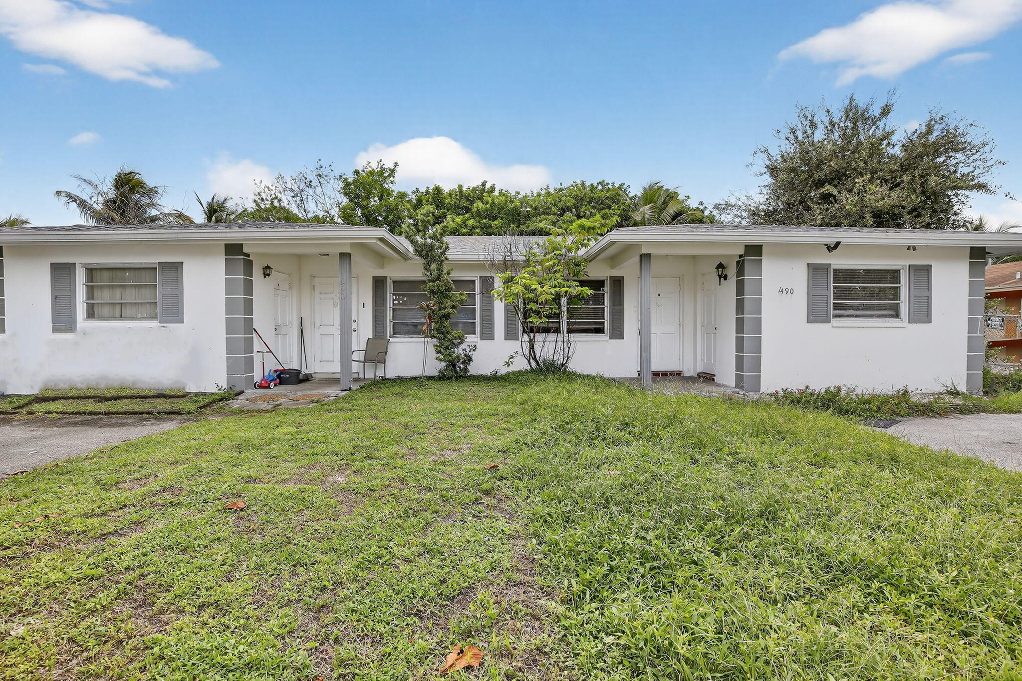 1490 Nw 20th Street 1-2 Property Photo 1
