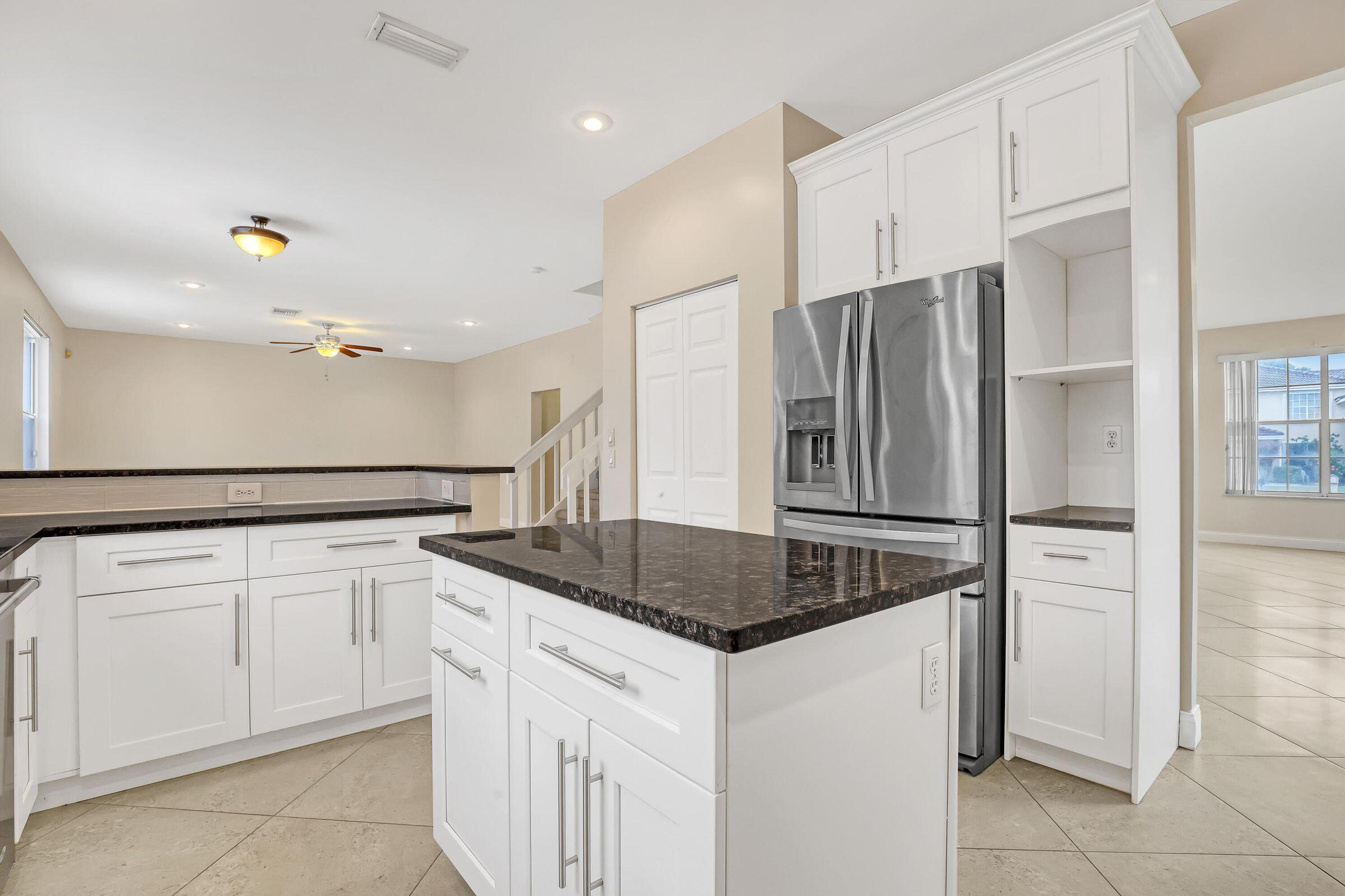 8982 Indian River Run S Property Photo 5