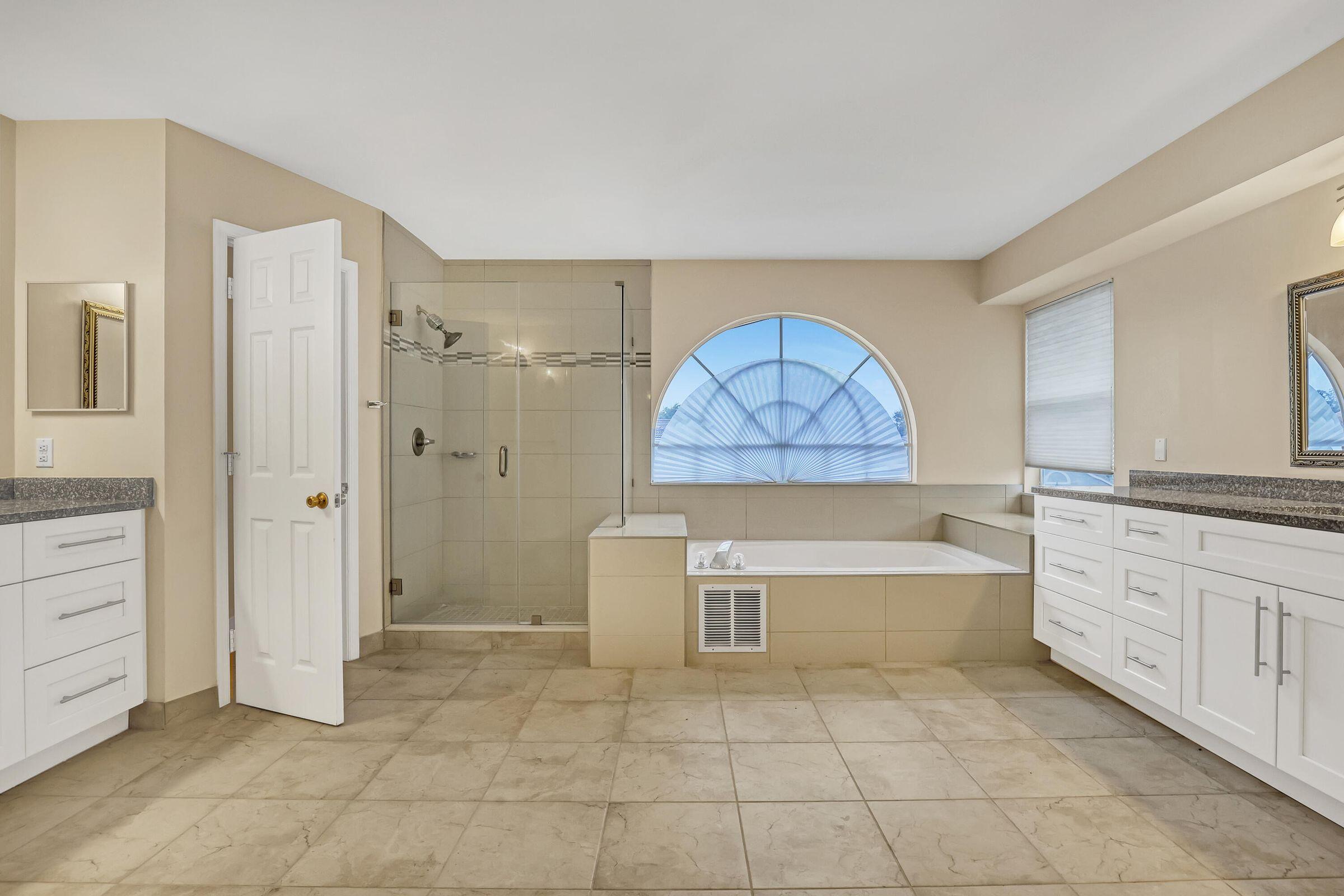 8982 Indian River Run S Property Photo 18