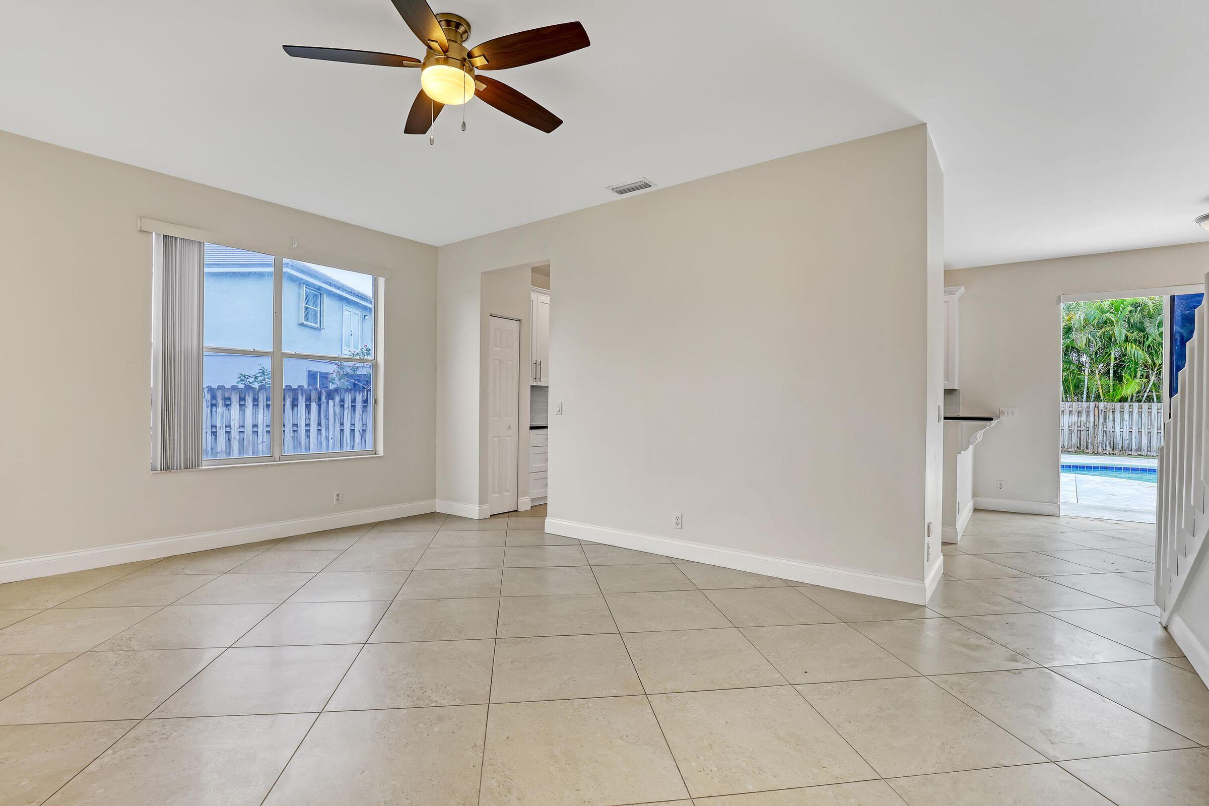 8982 Indian River Run S Property Photo 27
