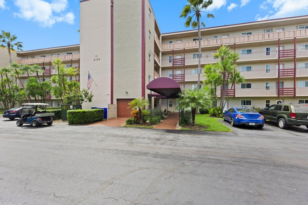 2106 S Cypress Bend Drive 506 Property Photo 1