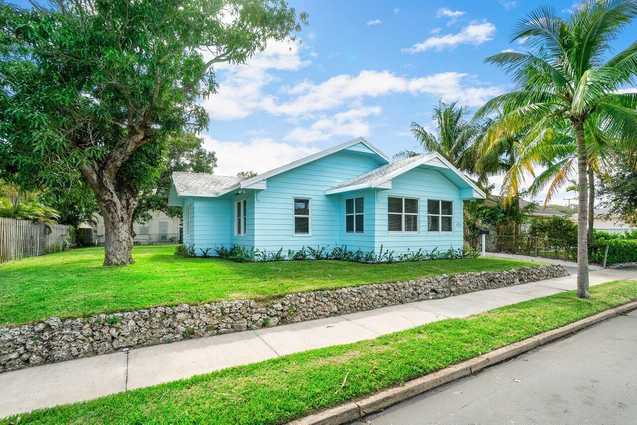 424 53rd Street Property Photo 1