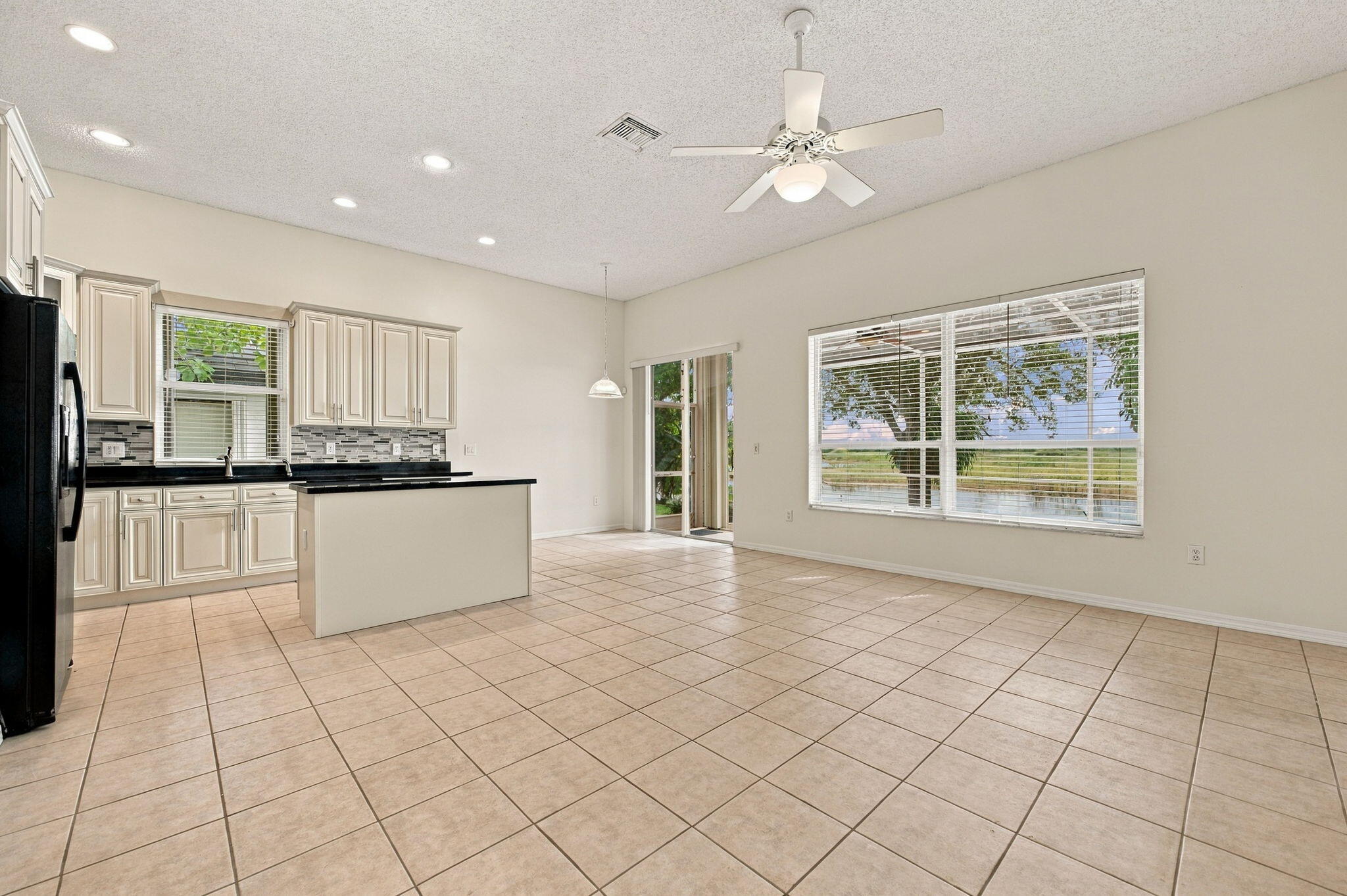 1384 Nw 144th Avenue Property Photo 14