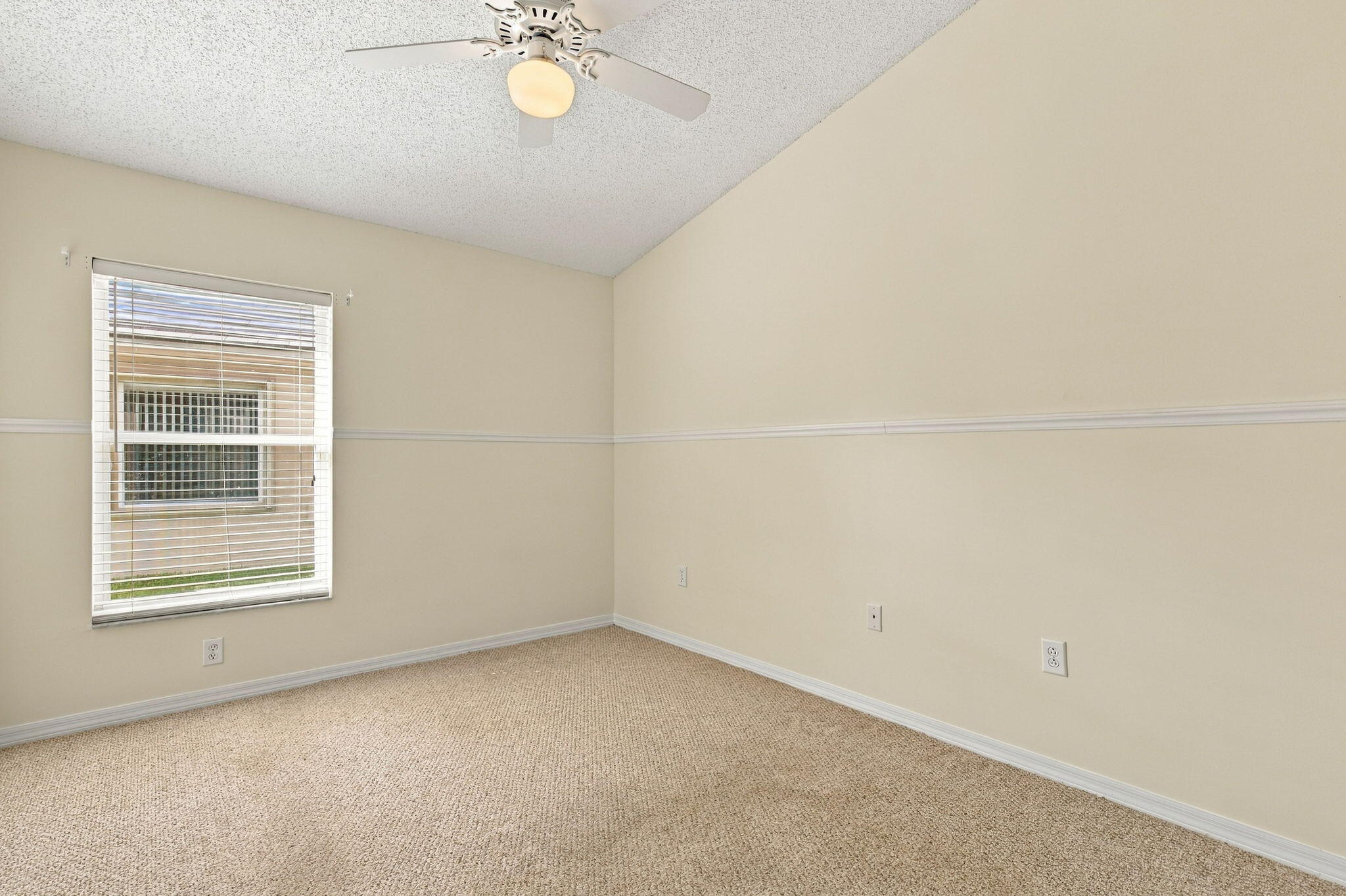 1384 Nw 144th Avenue Property Photo 24