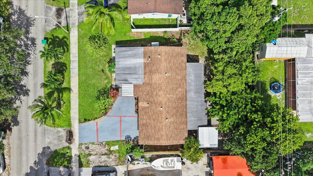 18921 Nw 24th Avenue Property Photo 31