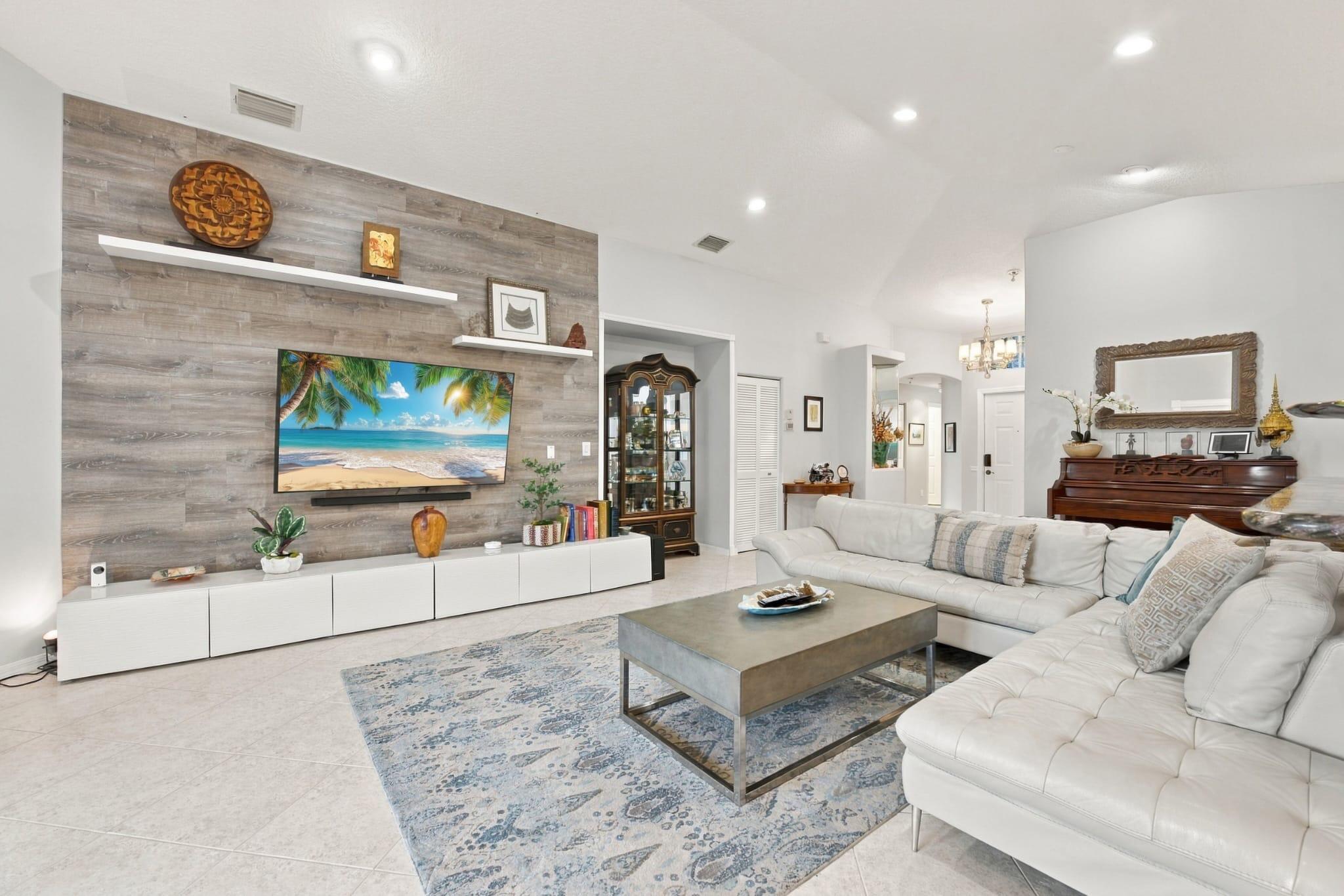 8335 Duomo Circle Property Photo 8