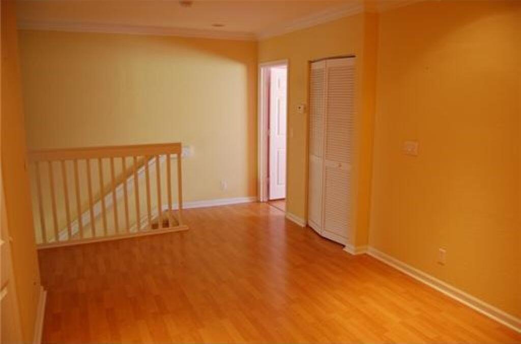 13377 Georgian Court Property Photo 19