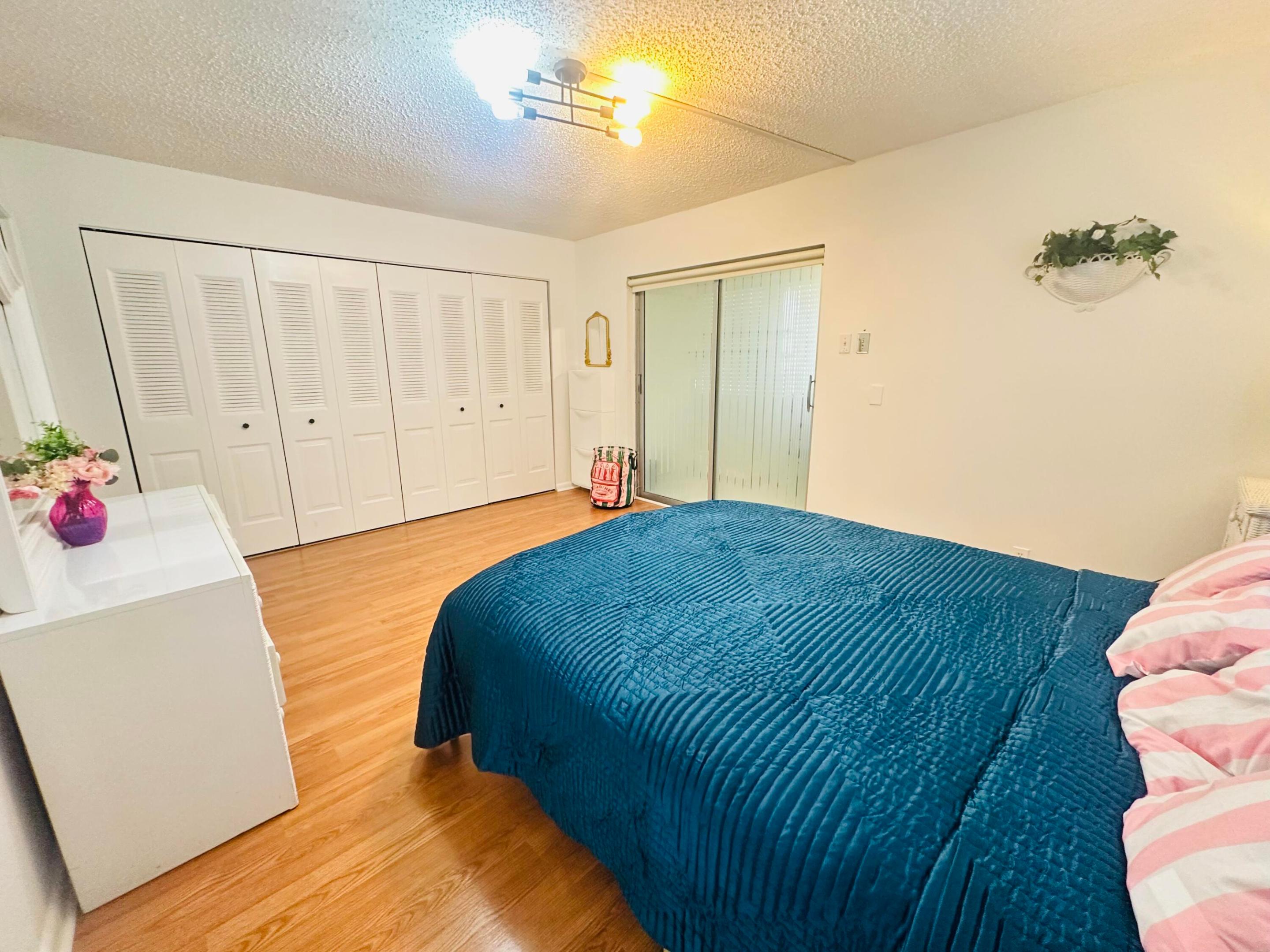 425 Durham N Property Photo 14