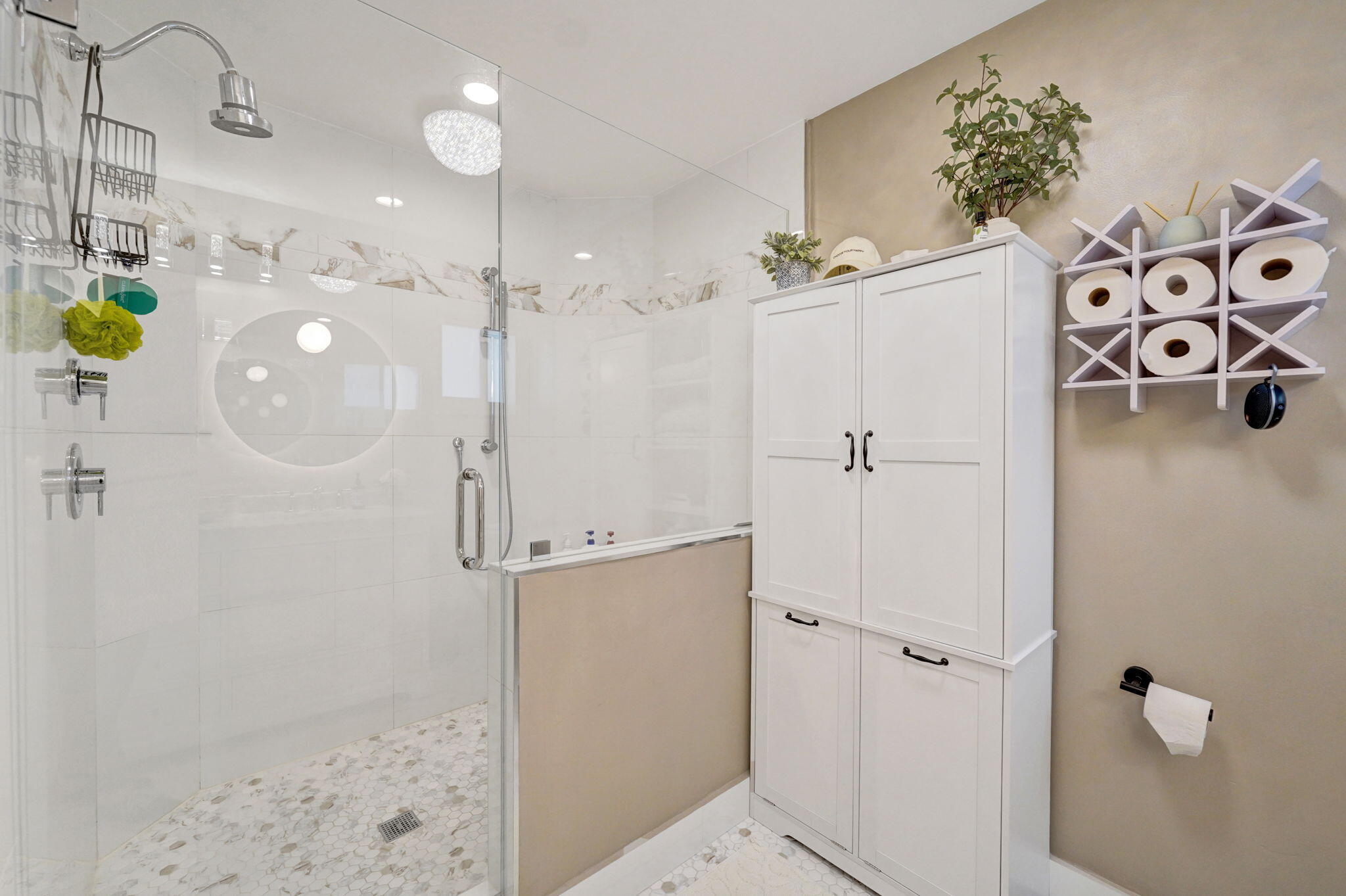 8932 S Lake Park Circle S Property Photo 45