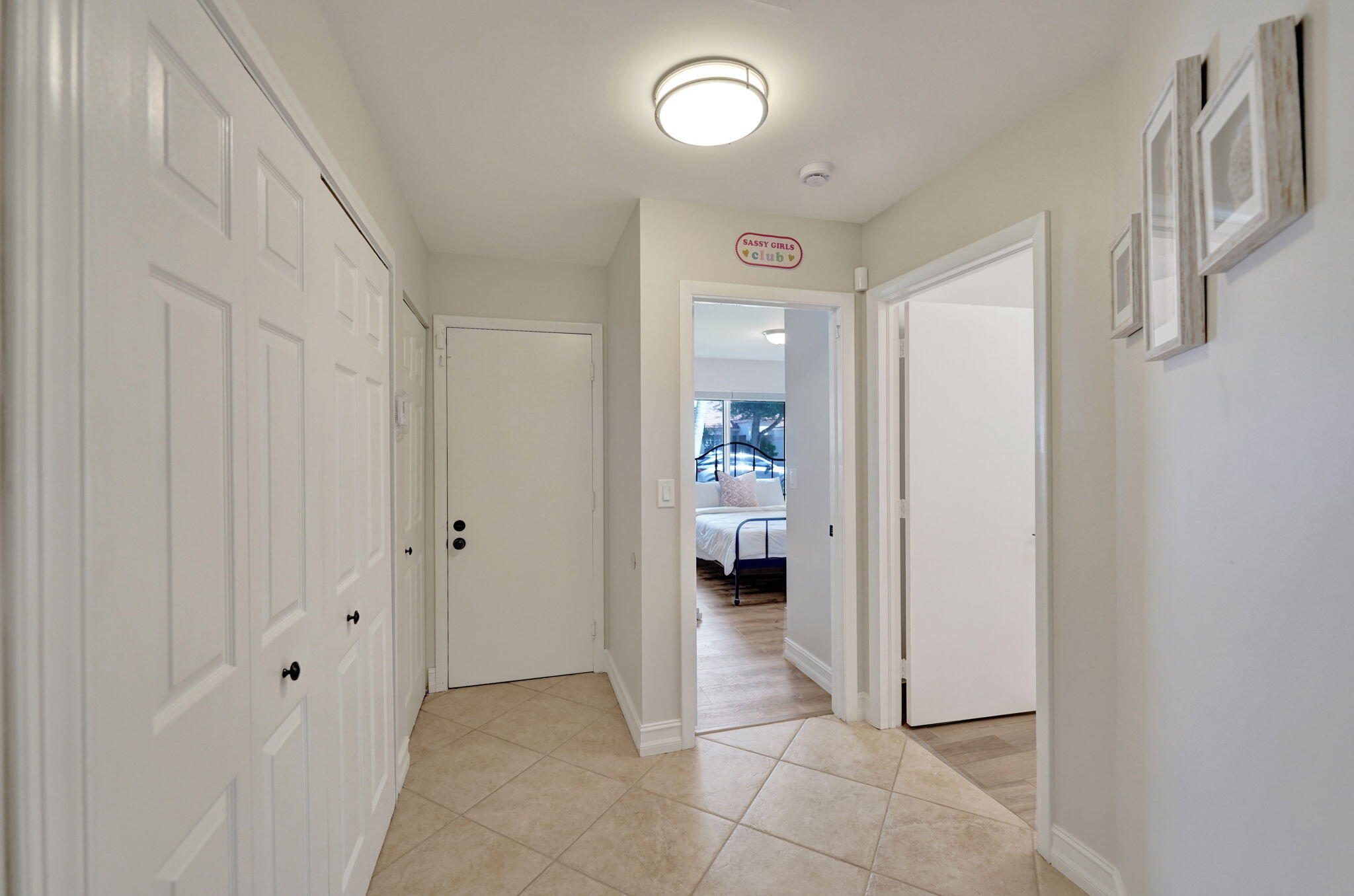 8932 S Lake Park Circle S Property Photo 47