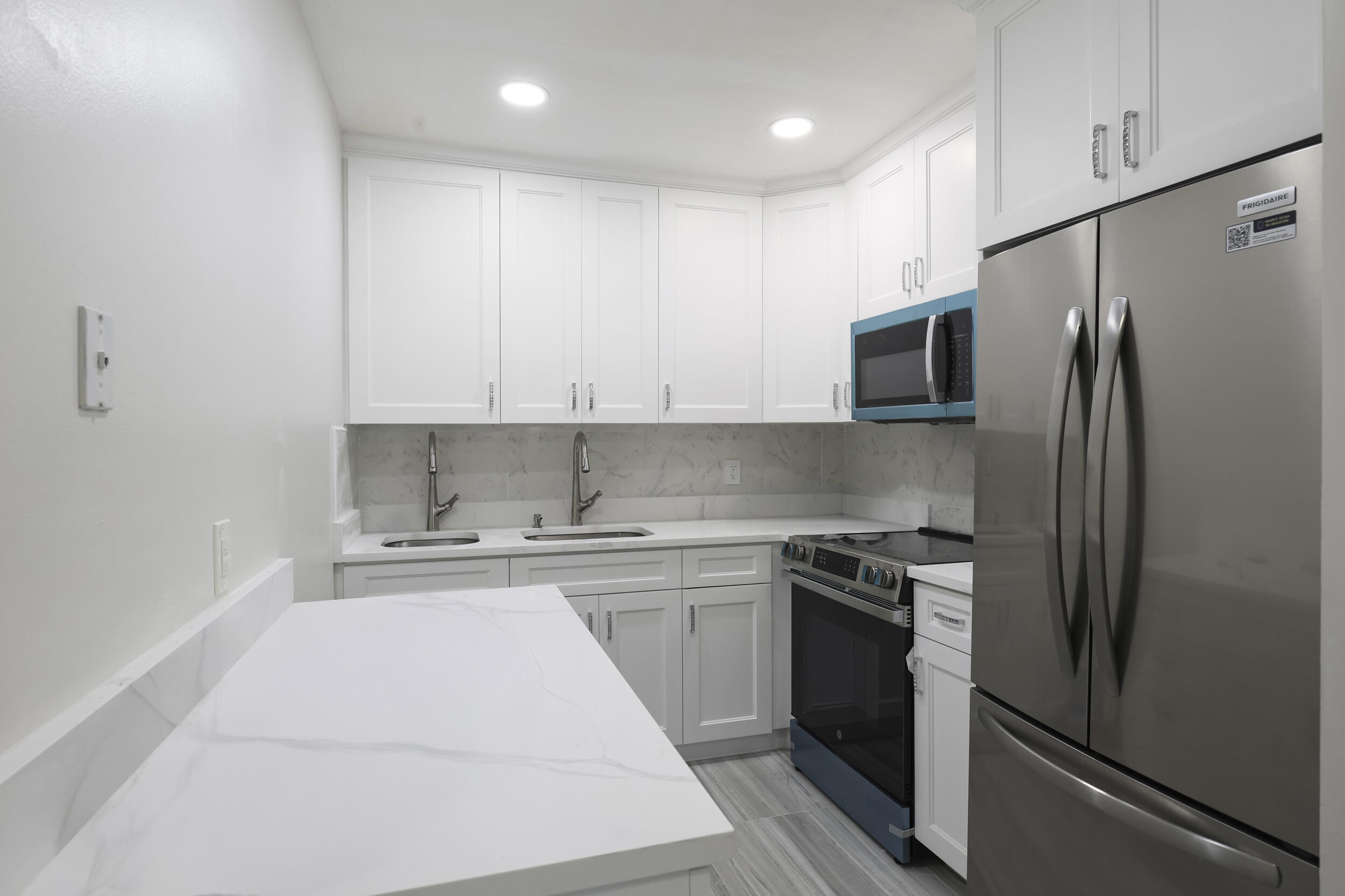 148 Hastings I Property Photo 1
