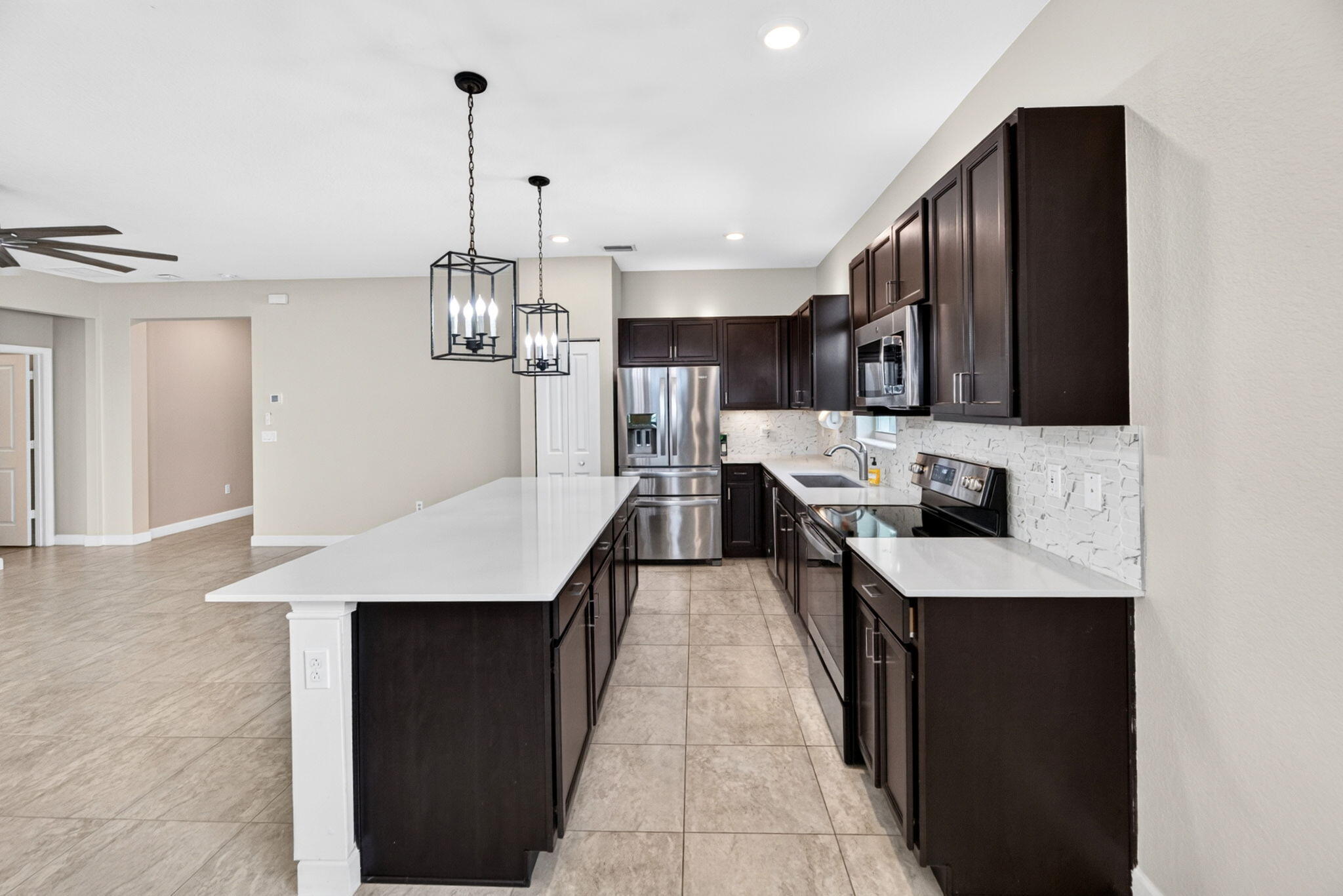 8410 Nw Greenbank Circle Property Photo 16