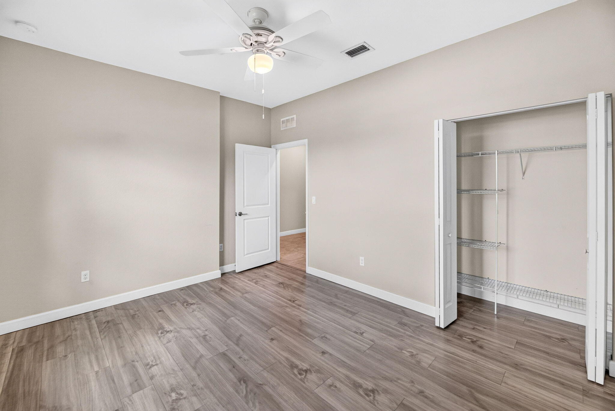 8410 Nw Greenbank Circle Property Photo 42