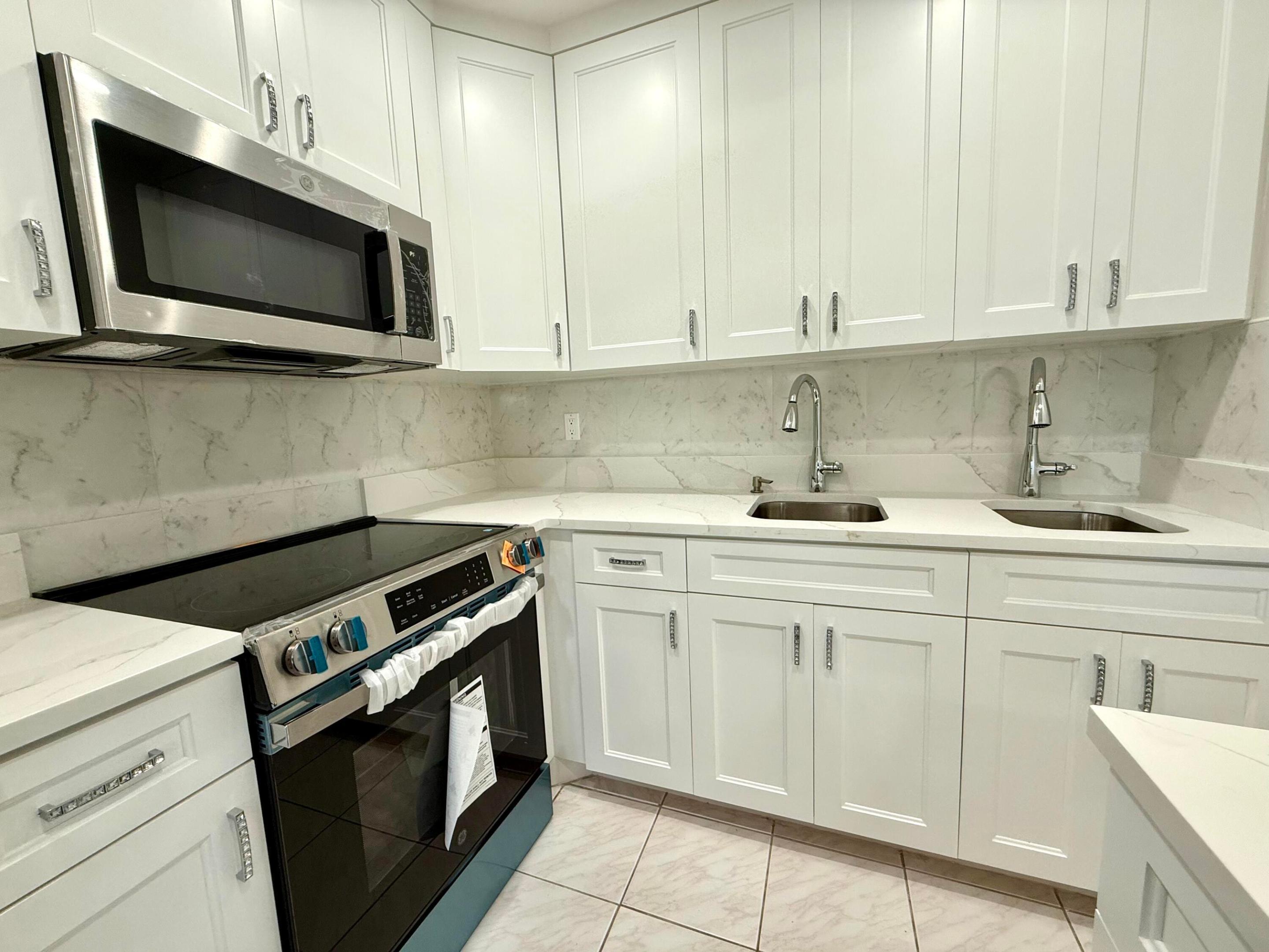 149 Hastings I Property Photo 1