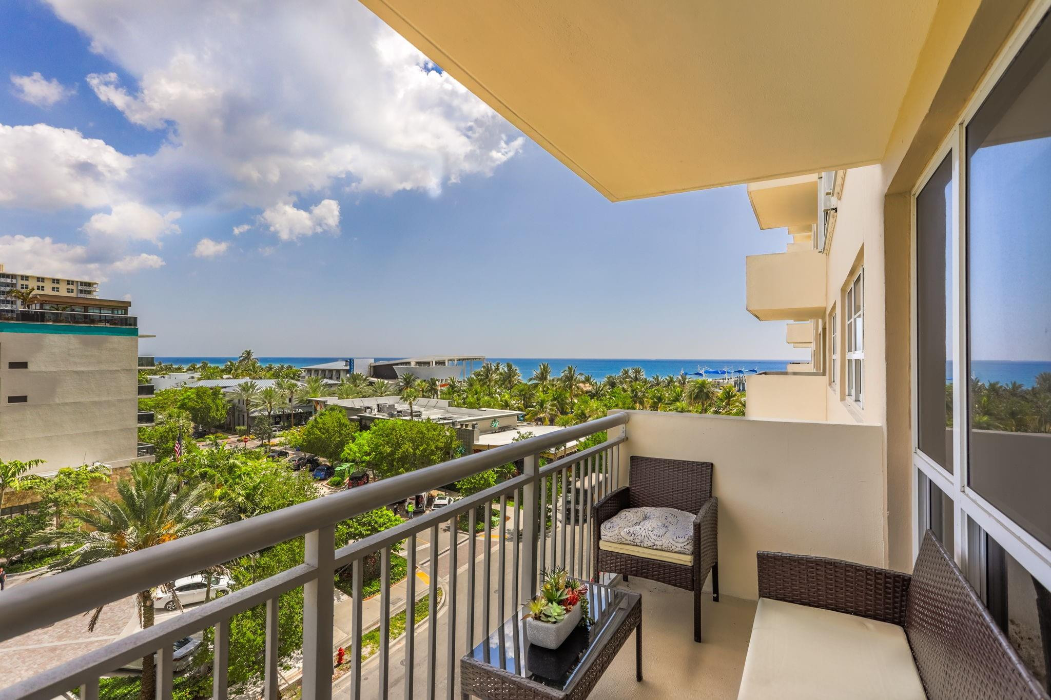 133 N Pompano Beach Boulevard 504 Property Photo 11
