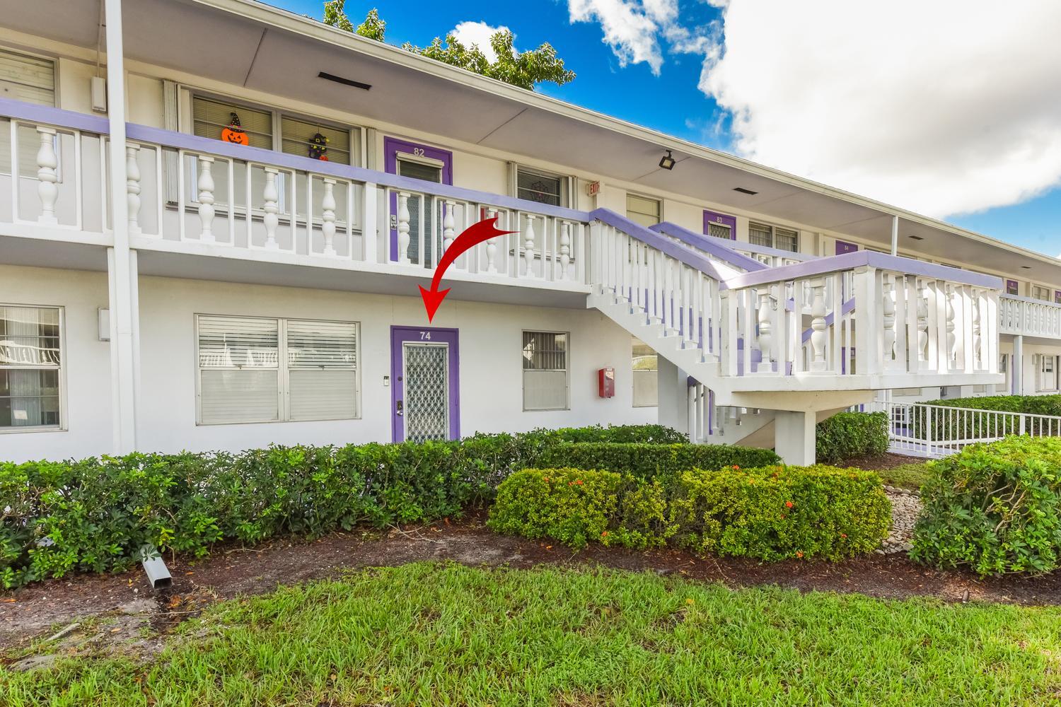 74 NEWPORT Court E Property Photo 1