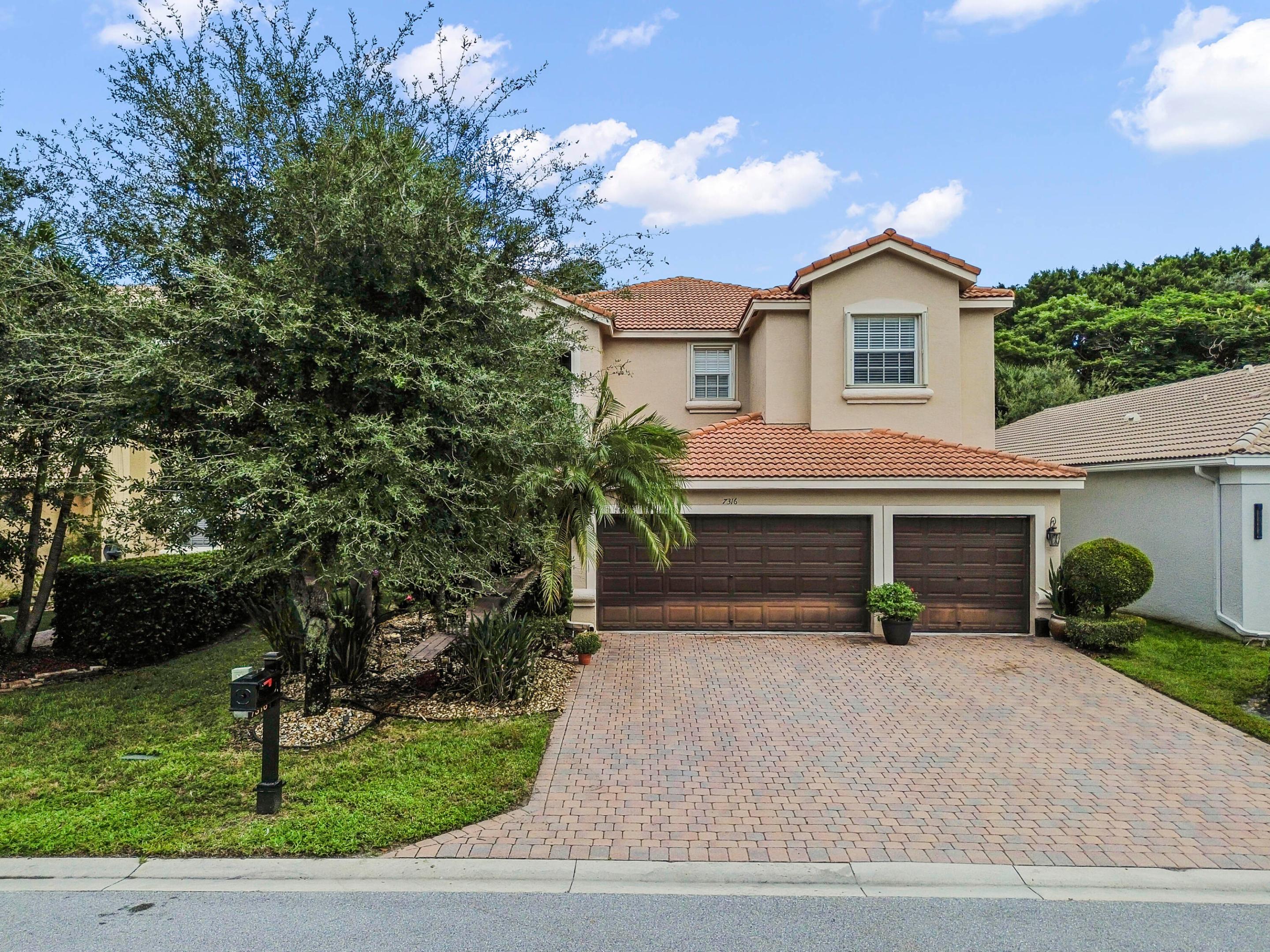 7316 Viale Sonata Property Photo 1