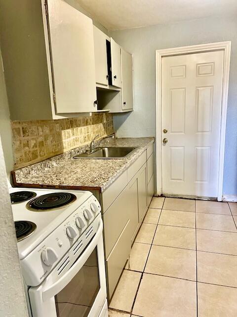 2005 Beautiful Avenue Property Photo 2