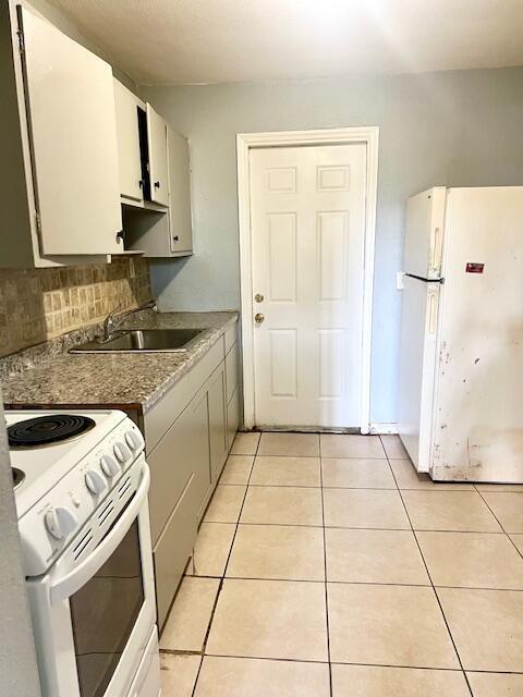 2005 Beautiful Avenue Property Photo 3