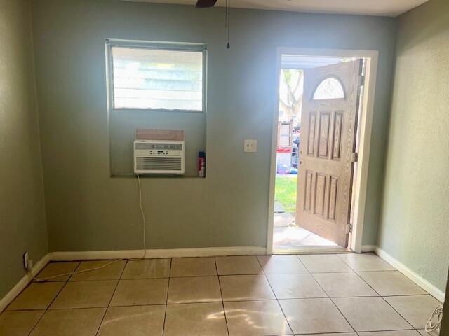 2005 Beautiful Avenue Property Photo 8