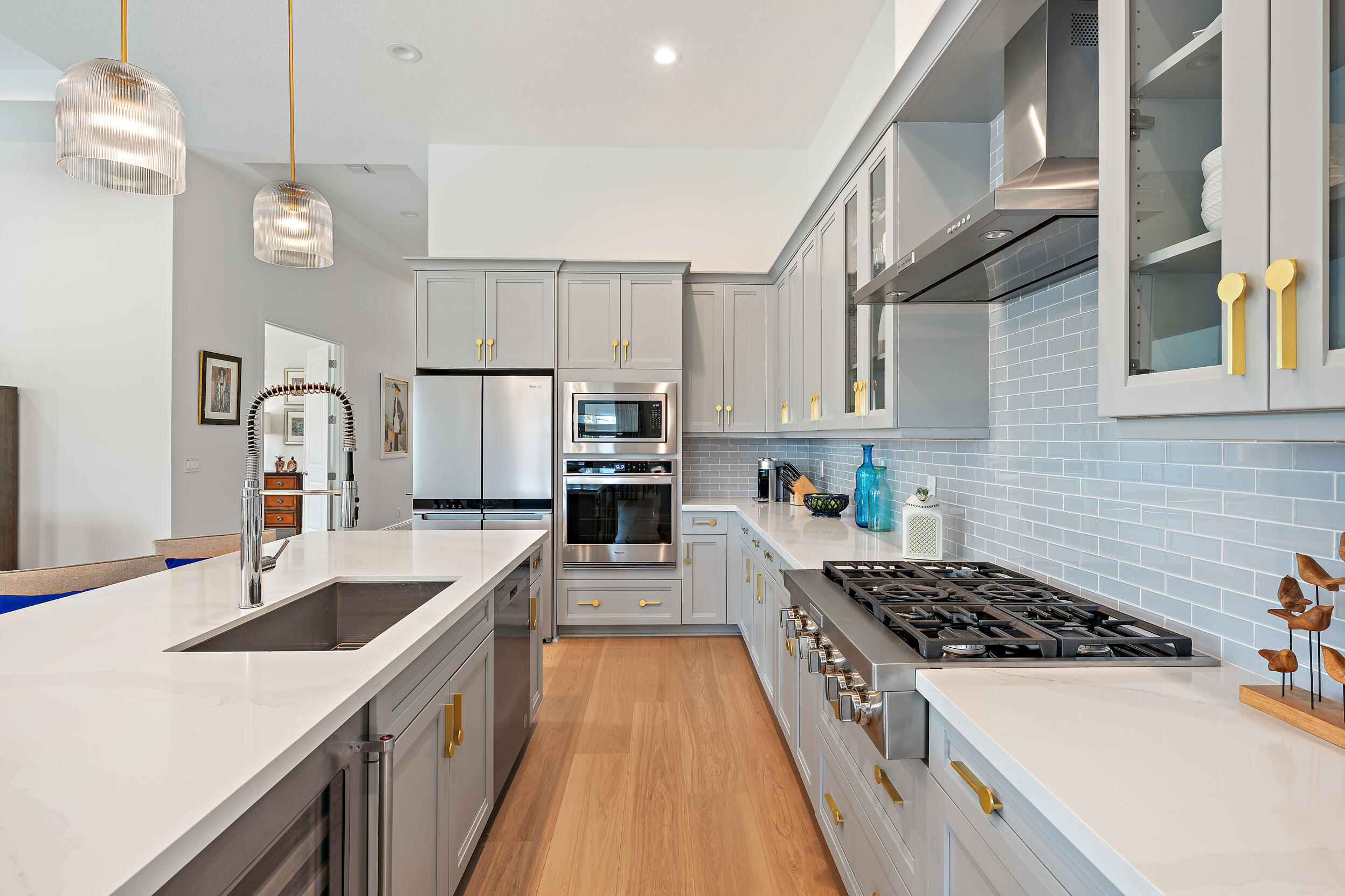 10038 Regency Way Property Photo 11
