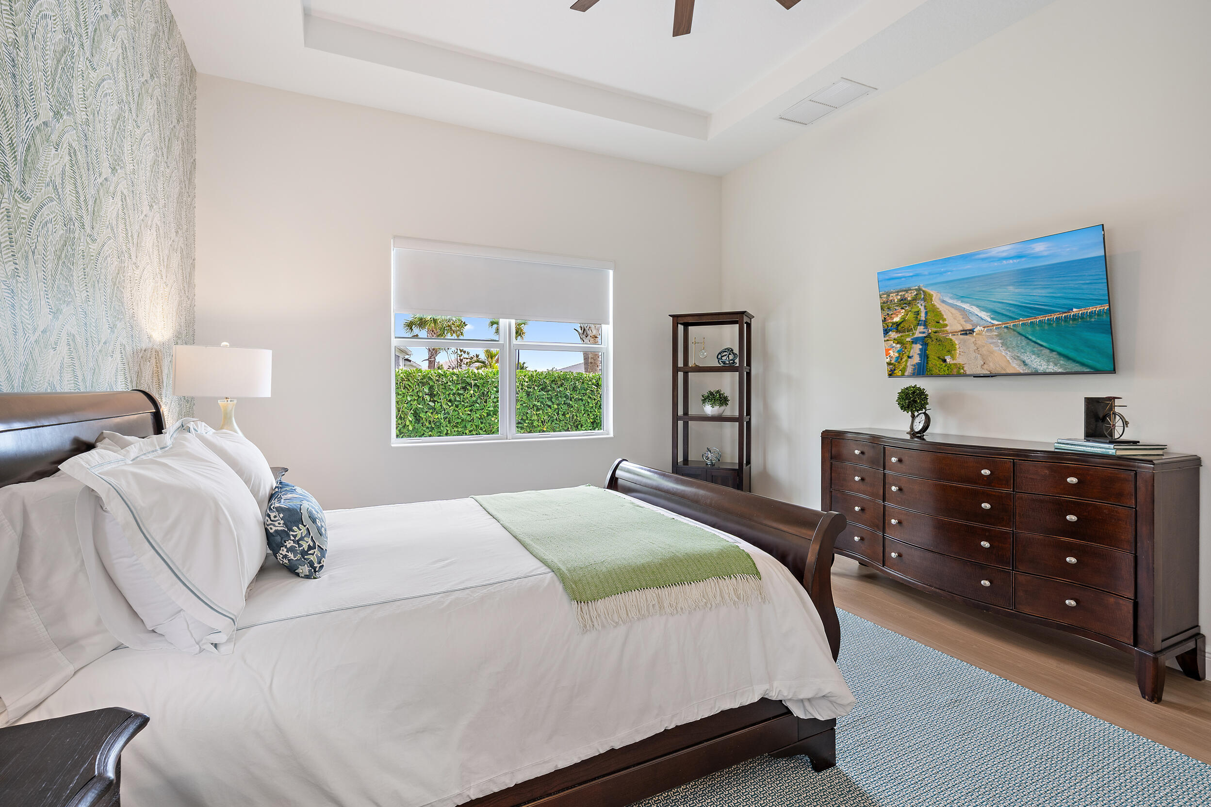 10038 Regency Way Property Photo 16