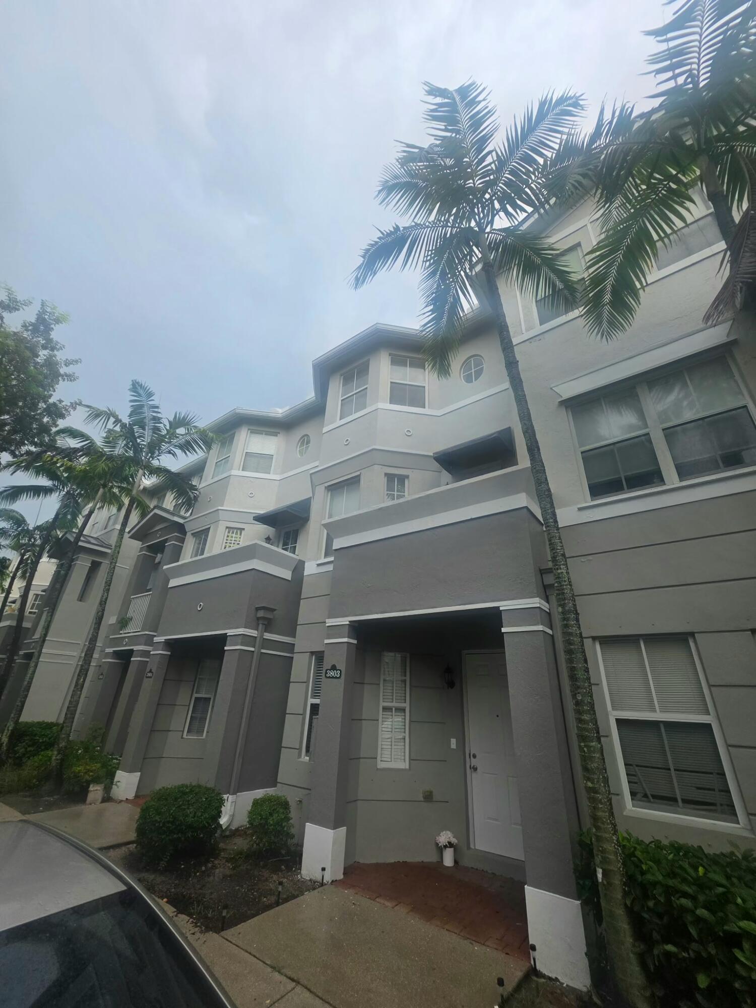 3903 SHOMA Drive NA Property Photo 1