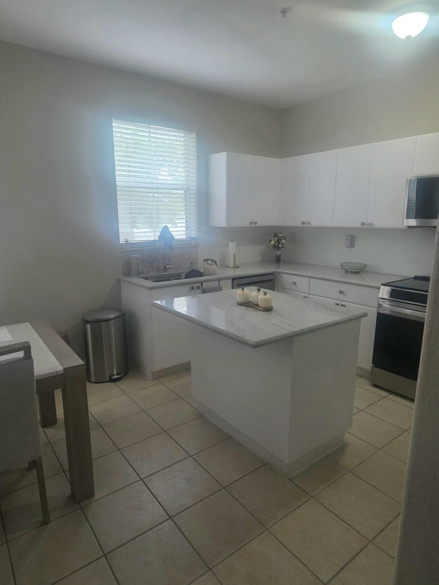 3903 Shoma Drive Na Property Photo 14