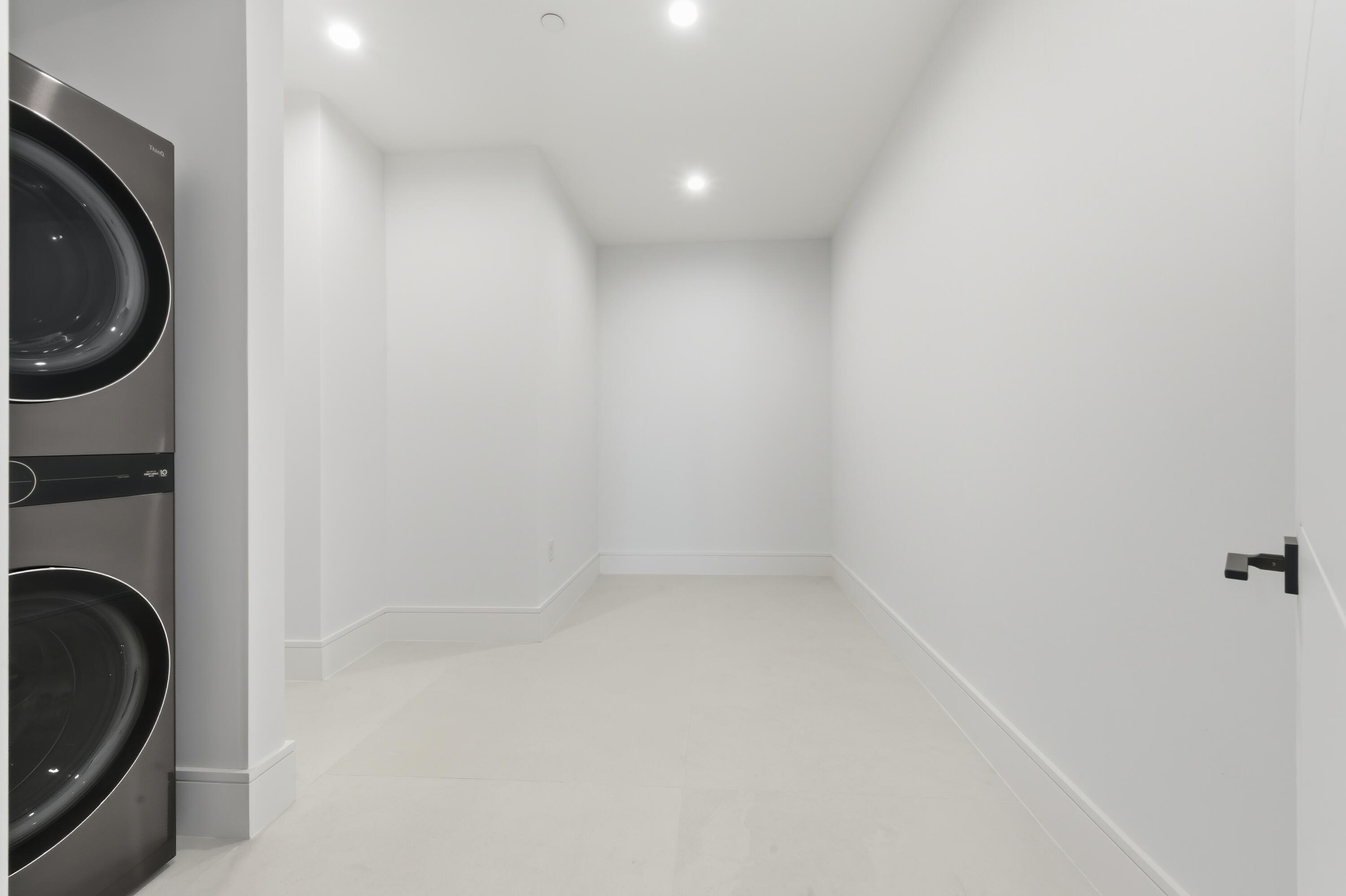 2323 Lake Drive 201 Property Photo 24
