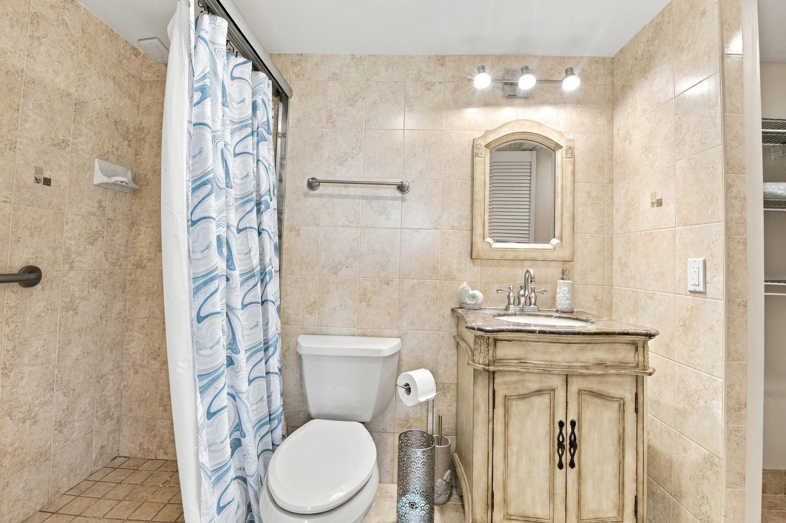 4545 Luxemburg Court 303 Property Photo 40