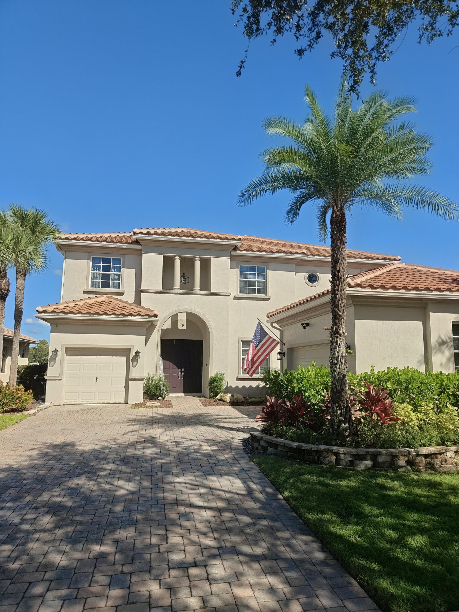 1779 Palisades Drive Property Photo 1