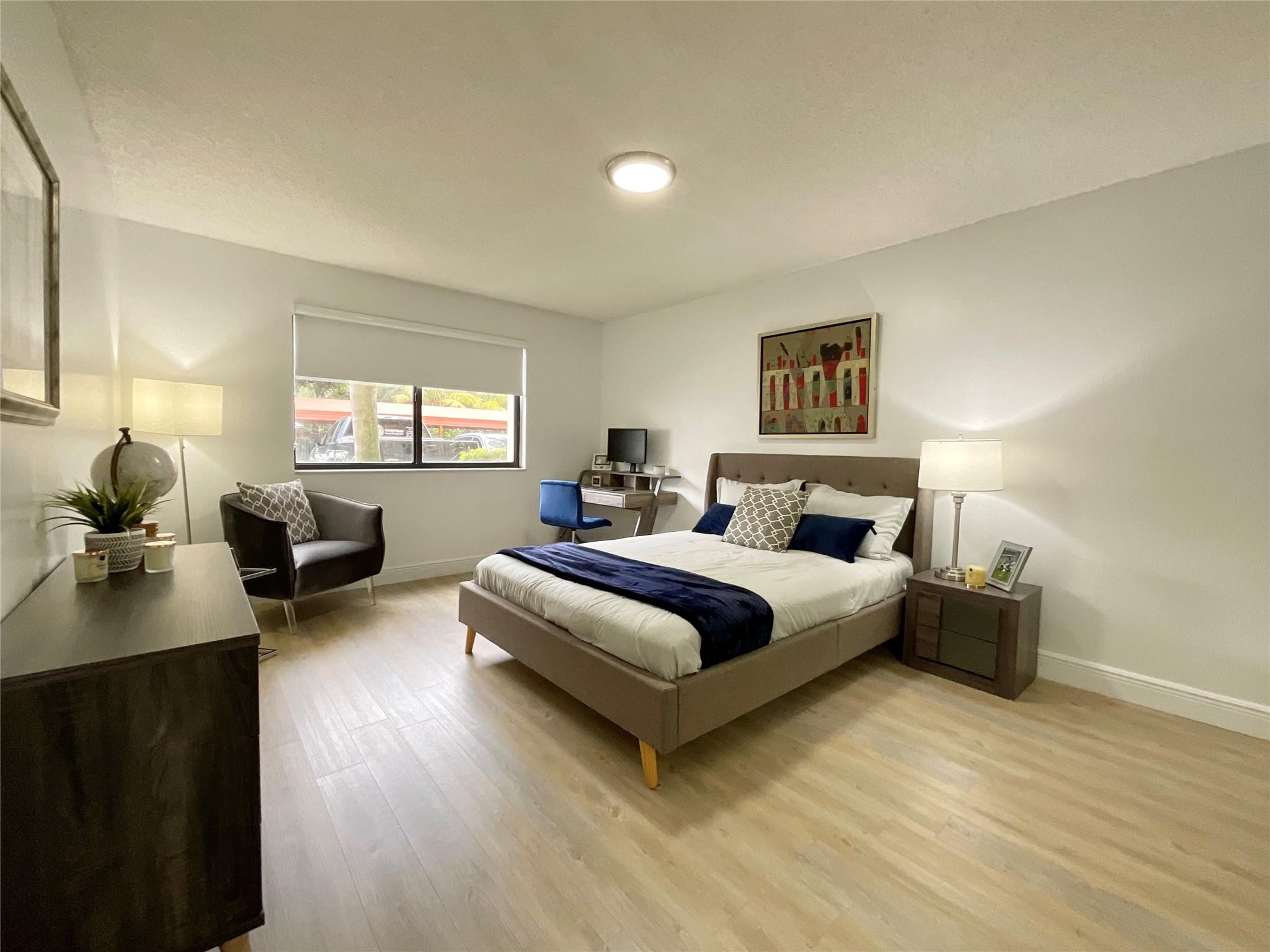 9517 Fontainebleau Boulevard 561-412 Property Photo 6