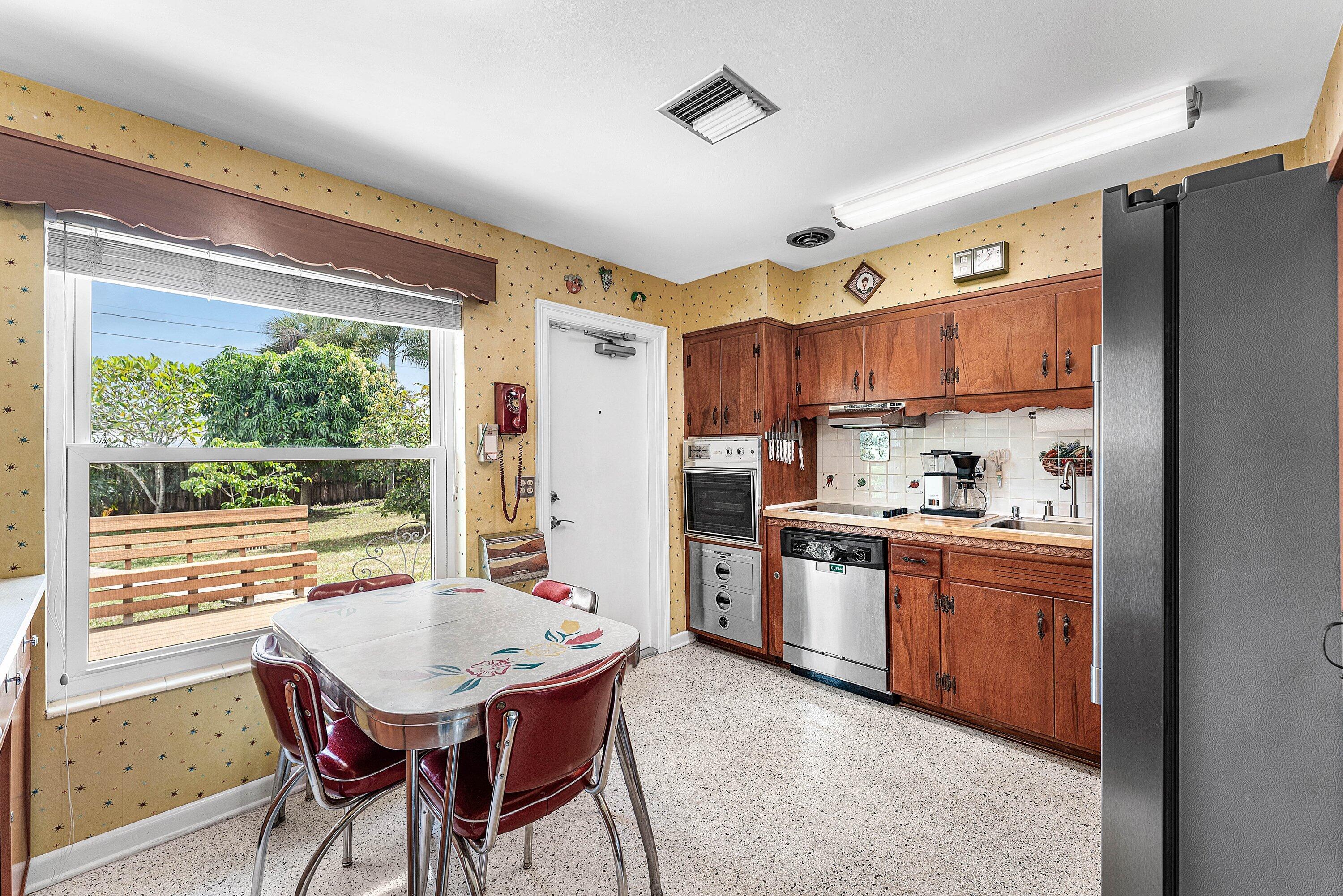 418 Virginia Drive Property Photo 10
