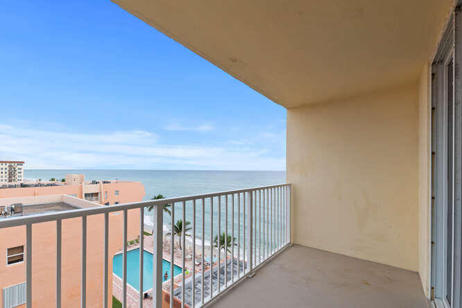 3540 S Ocean Boulevard 805 Property Photo 2