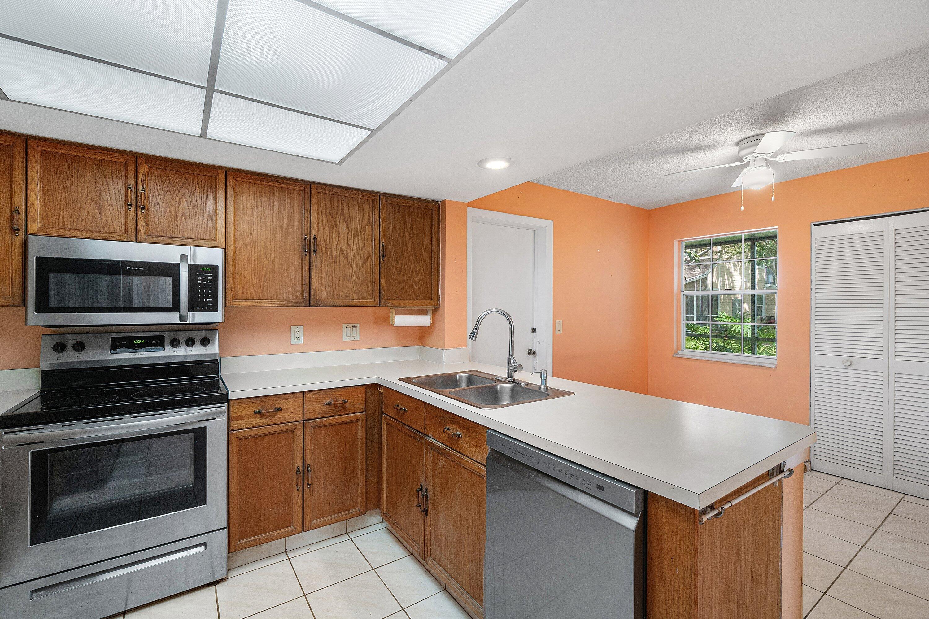 5272 Buckhead Circle 01010 Property Photo 12