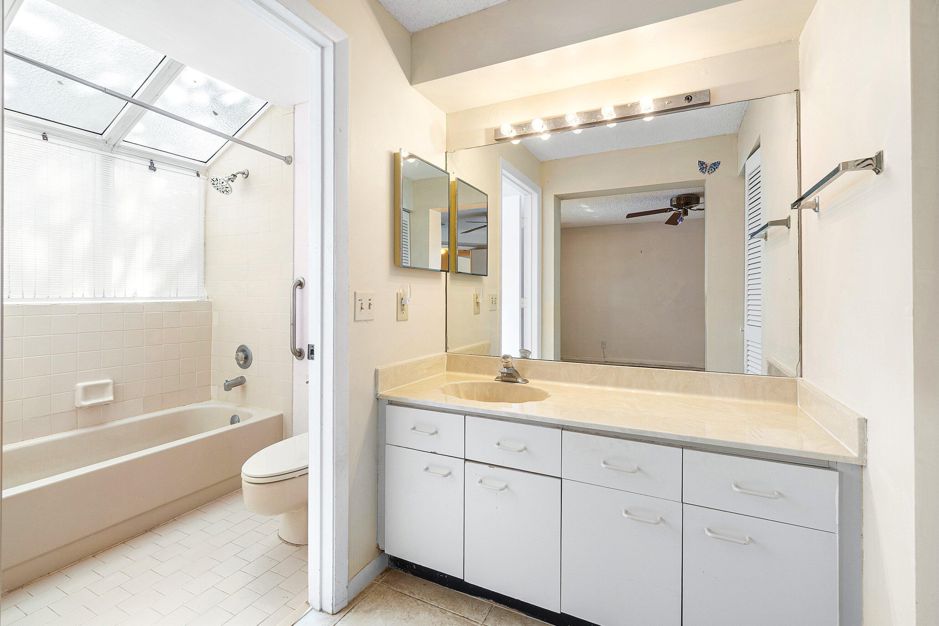 5272 Buckhead Circle 01010 Property Photo 18