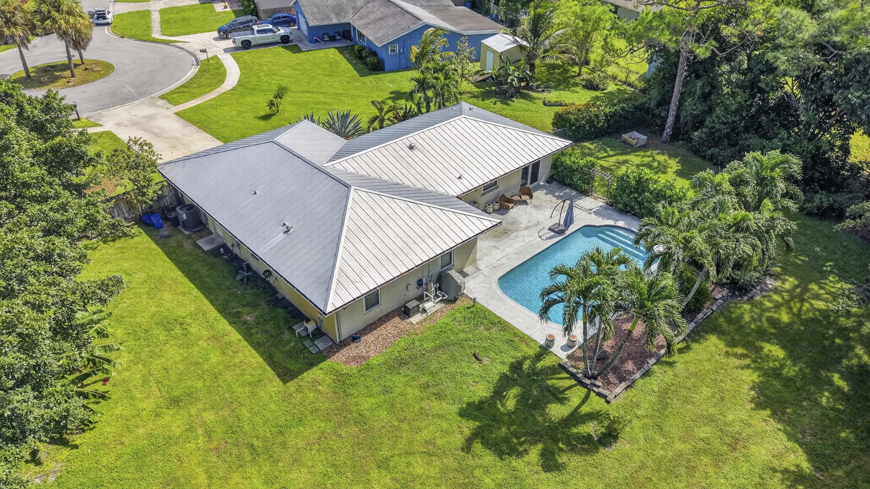 127 Raven Court Property Photo 1