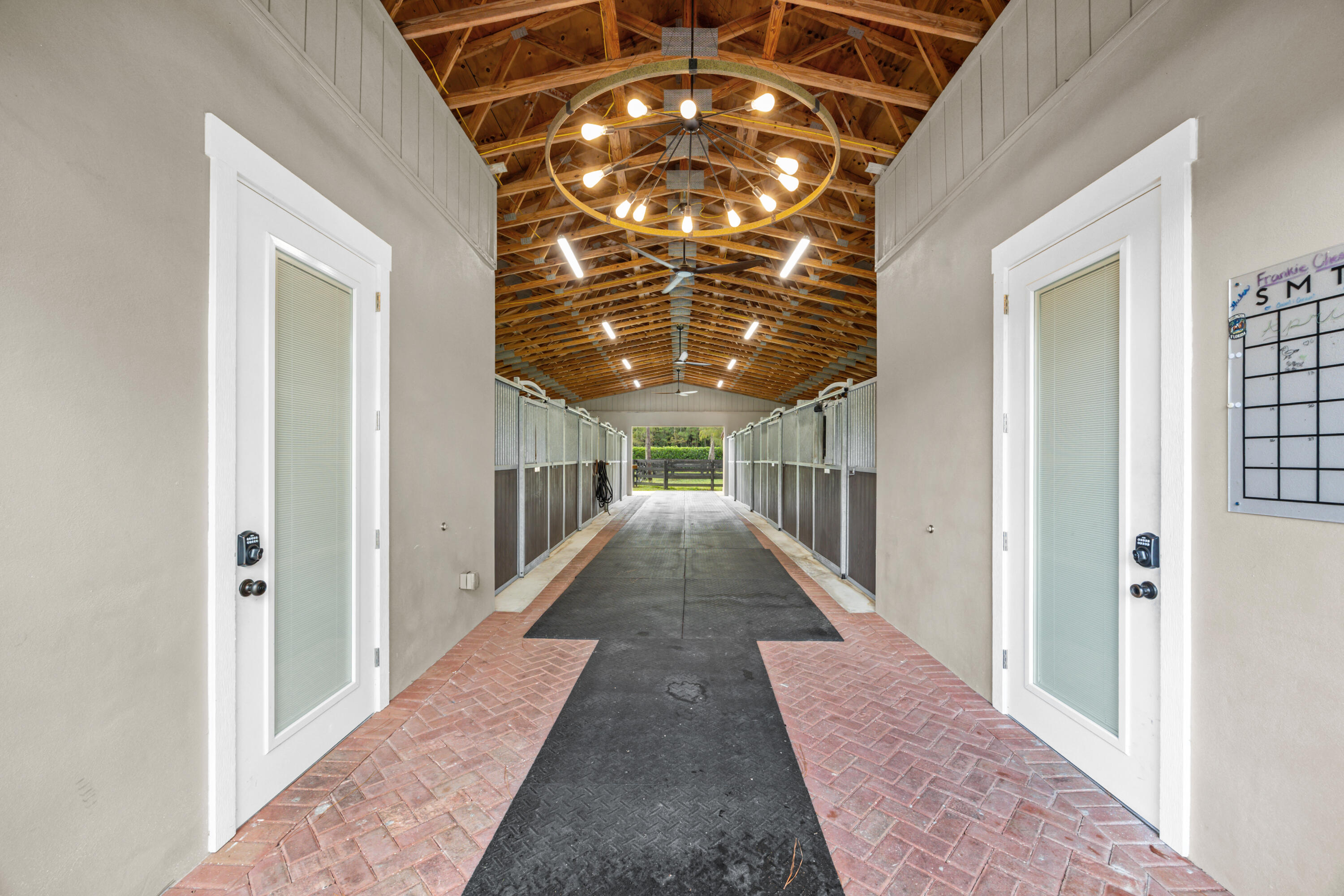 14407 Halter Road Barn Property Photo 2