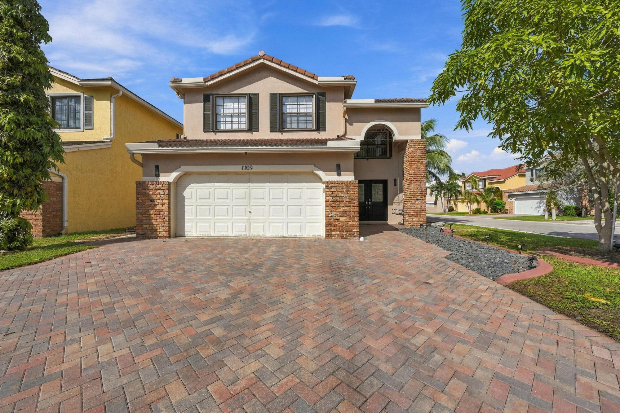 11109 Nw 34th Court Property Photo 1