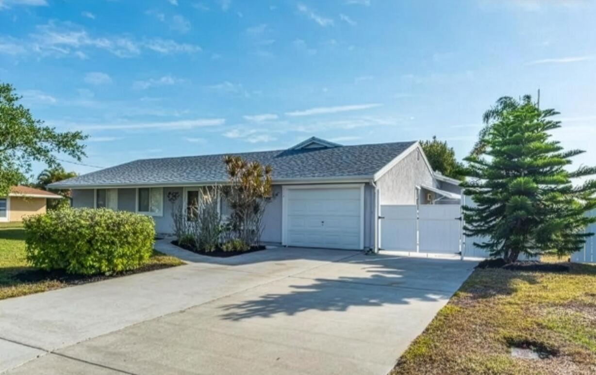 112 Kildare Drive Property Photo 2