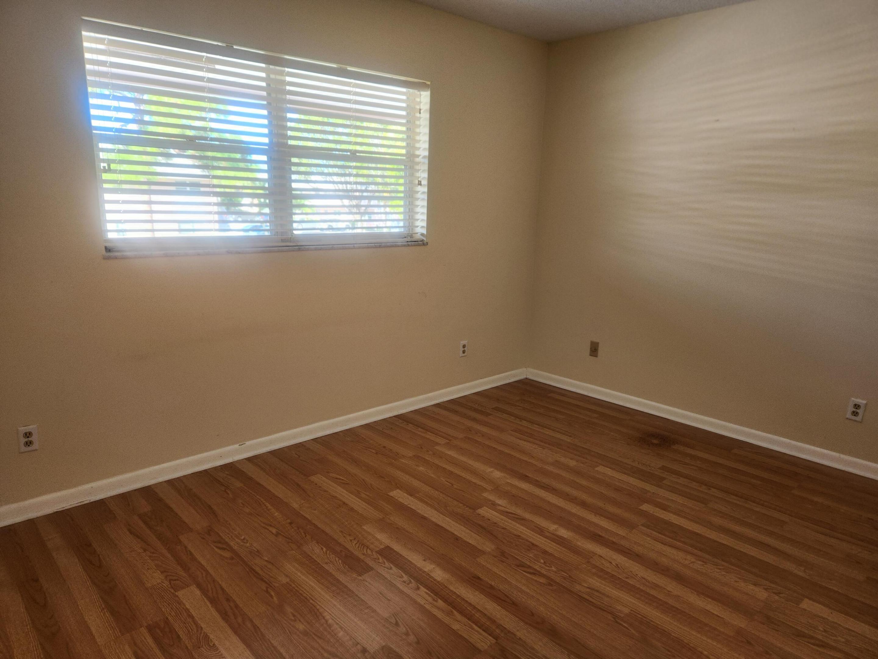 B26091425 Property Photo 10