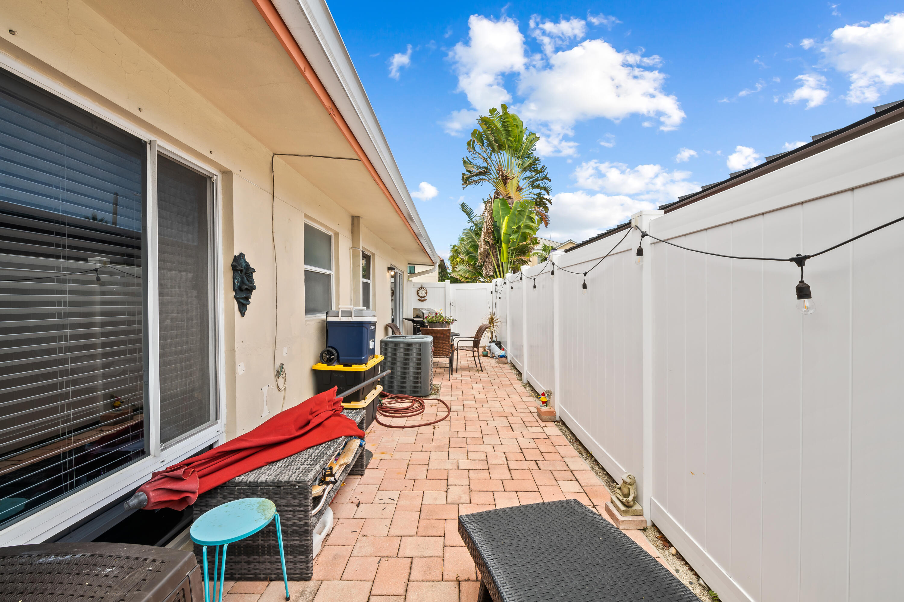 4565 Poinciana Street 1-2 Property Photo 16
