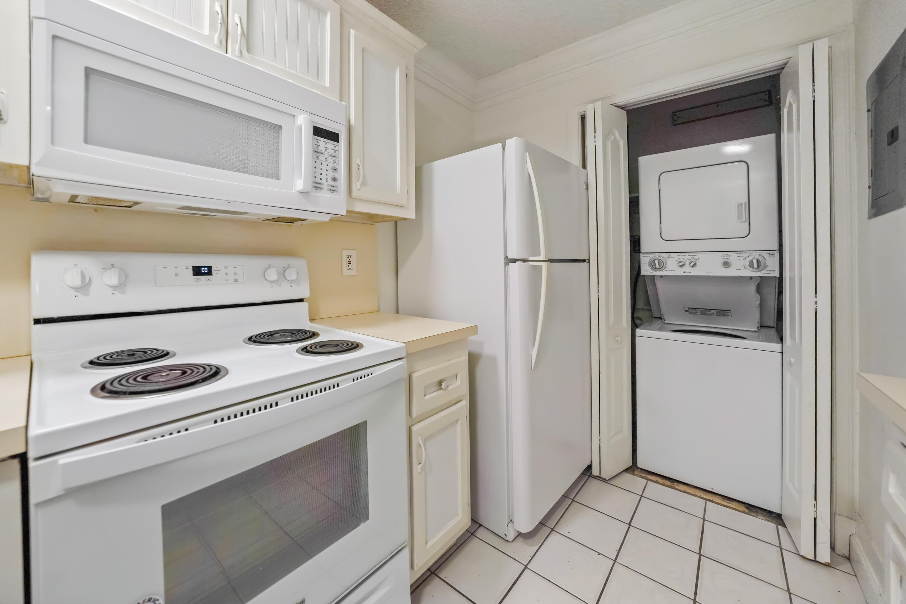 3703 Waterview Circle 37c Property Photo 9