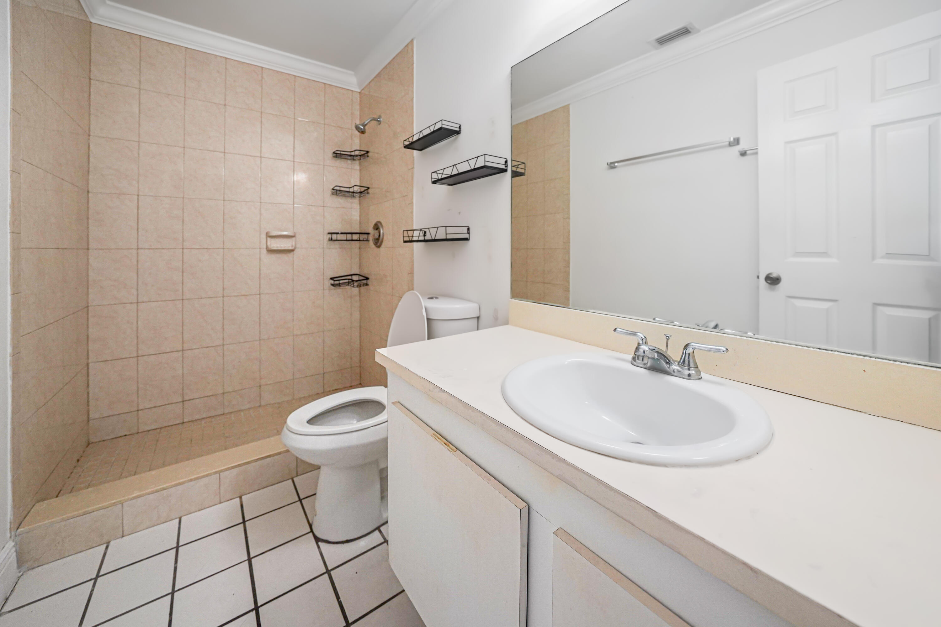 3703 Waterview Circle 37c Property Photo 12