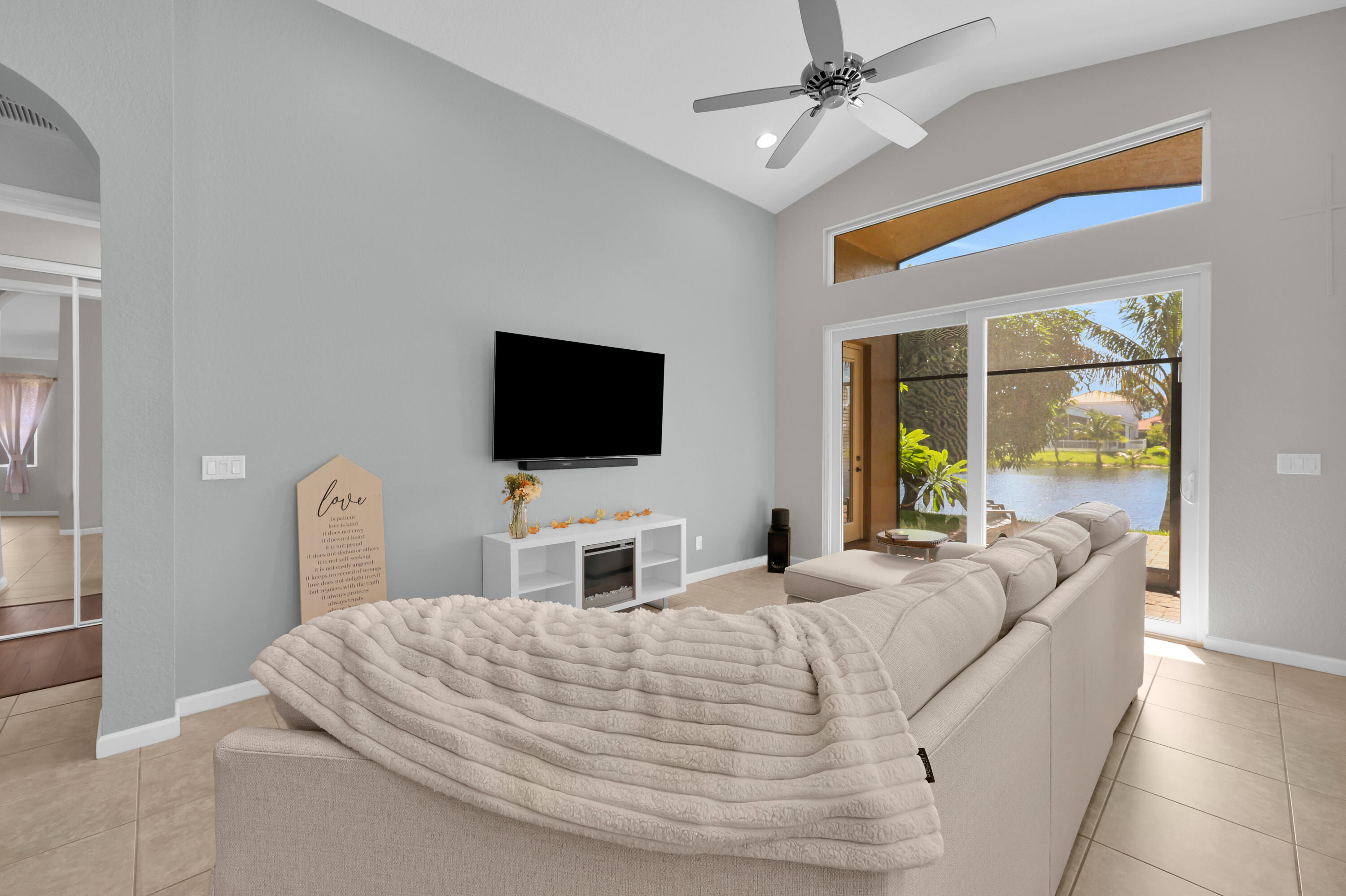 2165 Newport Isles Boulevard Property Photo 11