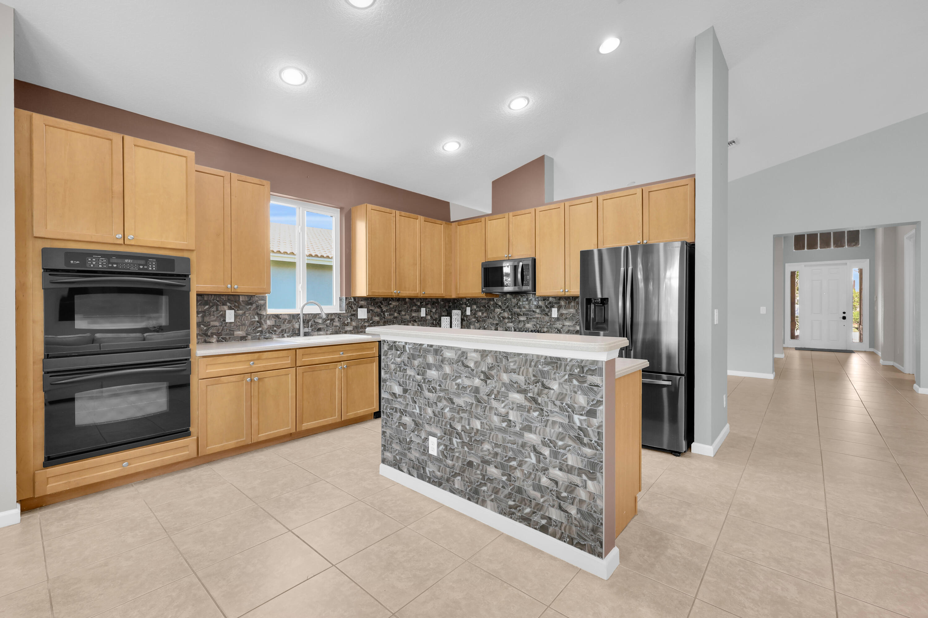 2165 Newport Isles Boulevard Property Photo 14